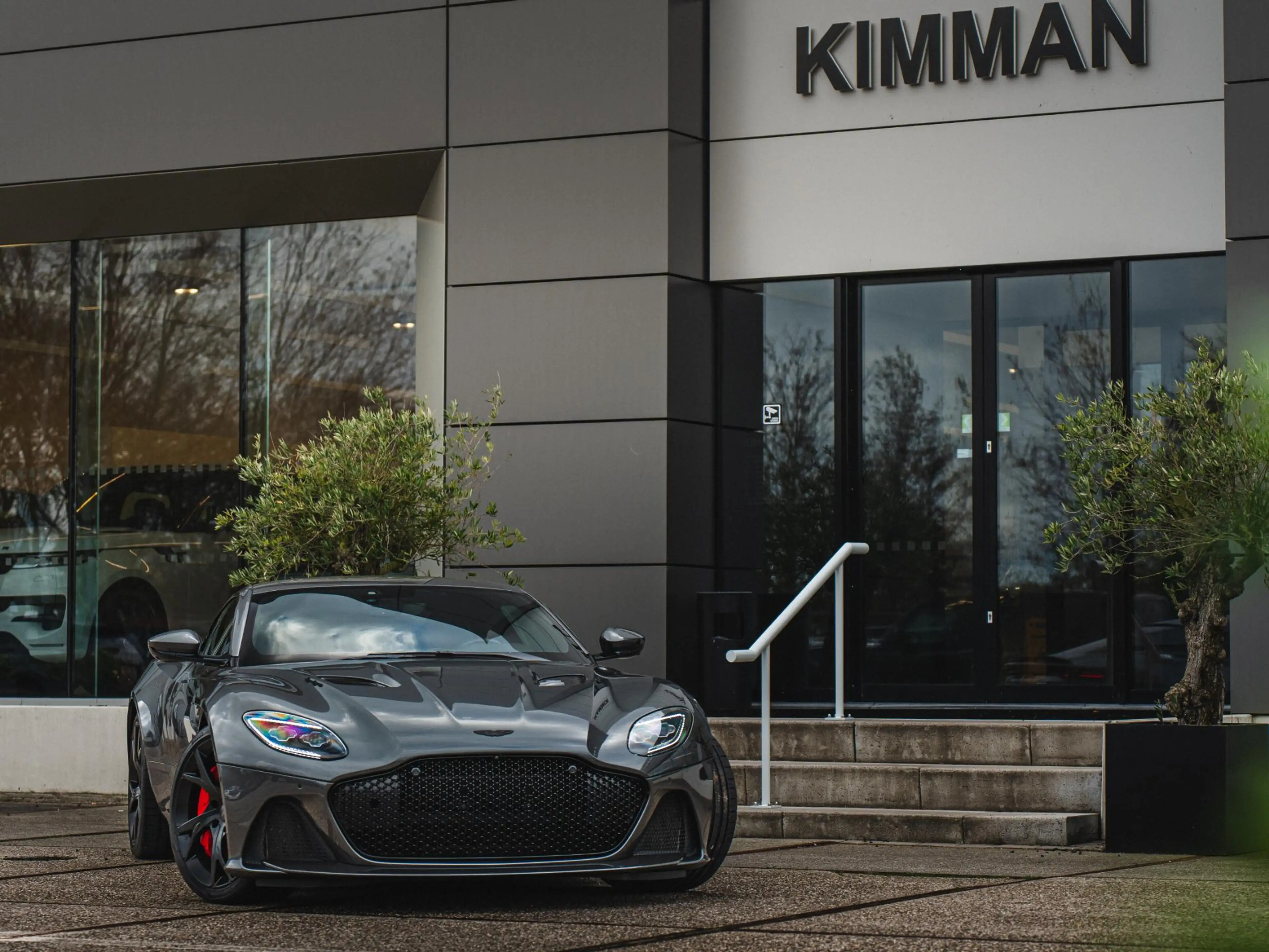 Aston Martin DBS 5.2 V12 Superleggera | First owner | Carbon Fibre — photo 4