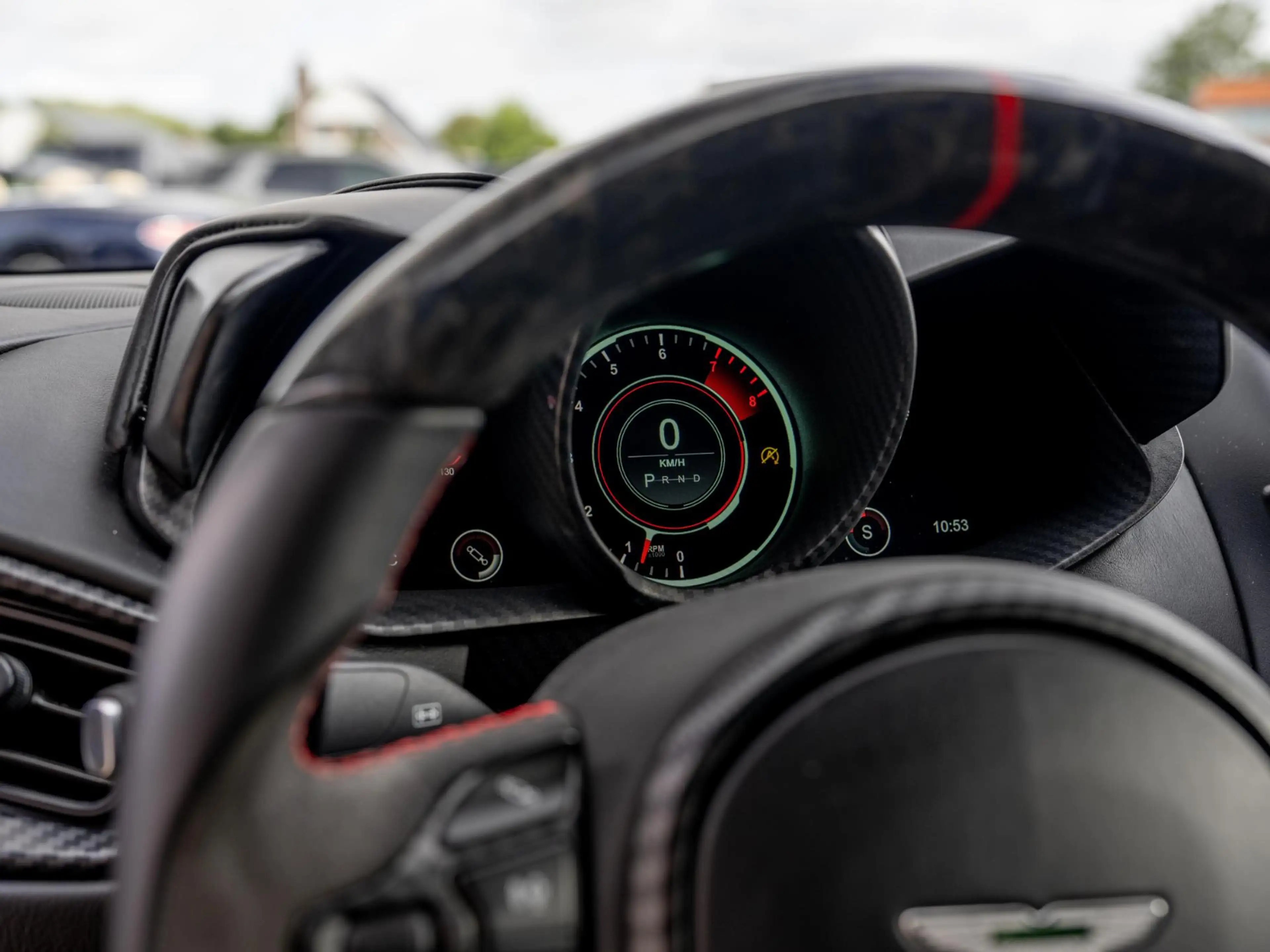 Aston Martin DBS 5.2 V12 Superleggera | First owner | Carbon Fibre — photo 14
