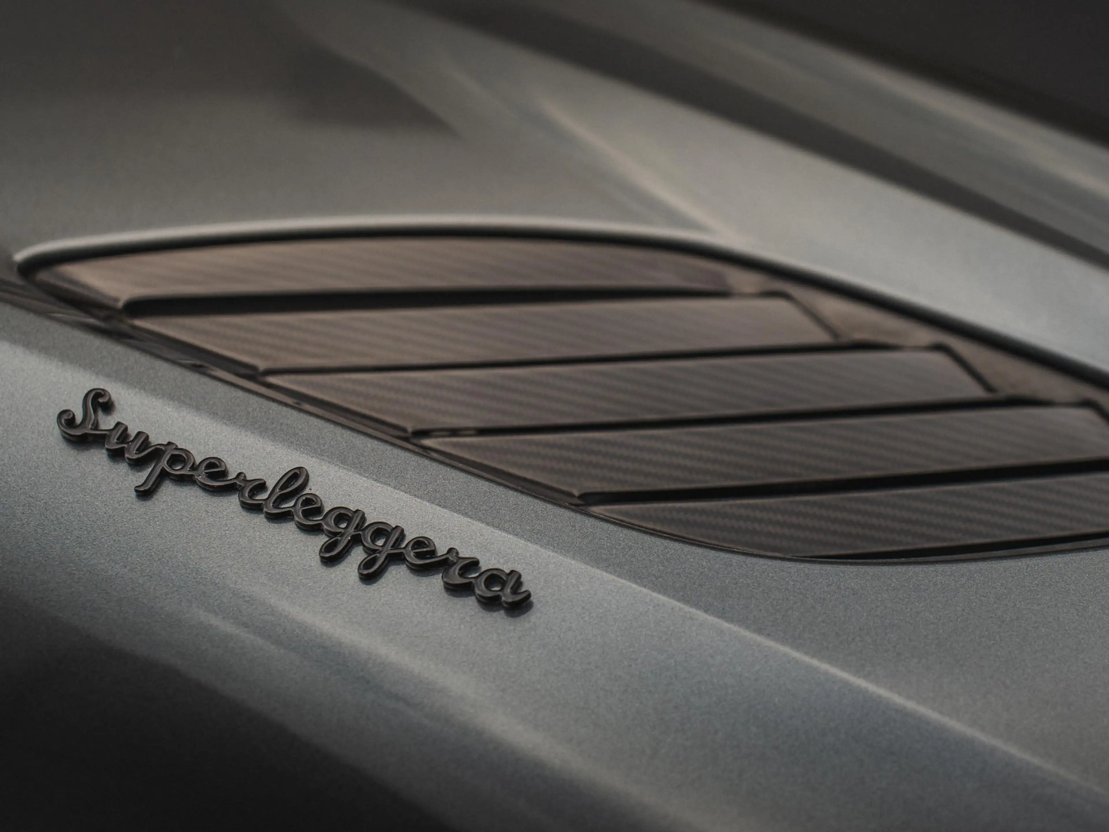 Aston Martin DBS 5.2 V12 Superleggera | First owner | Carbon Fibre — photo 9