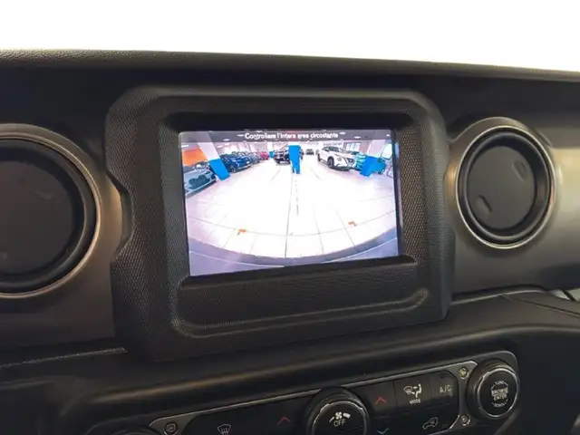 Jeep Wrangler view 8