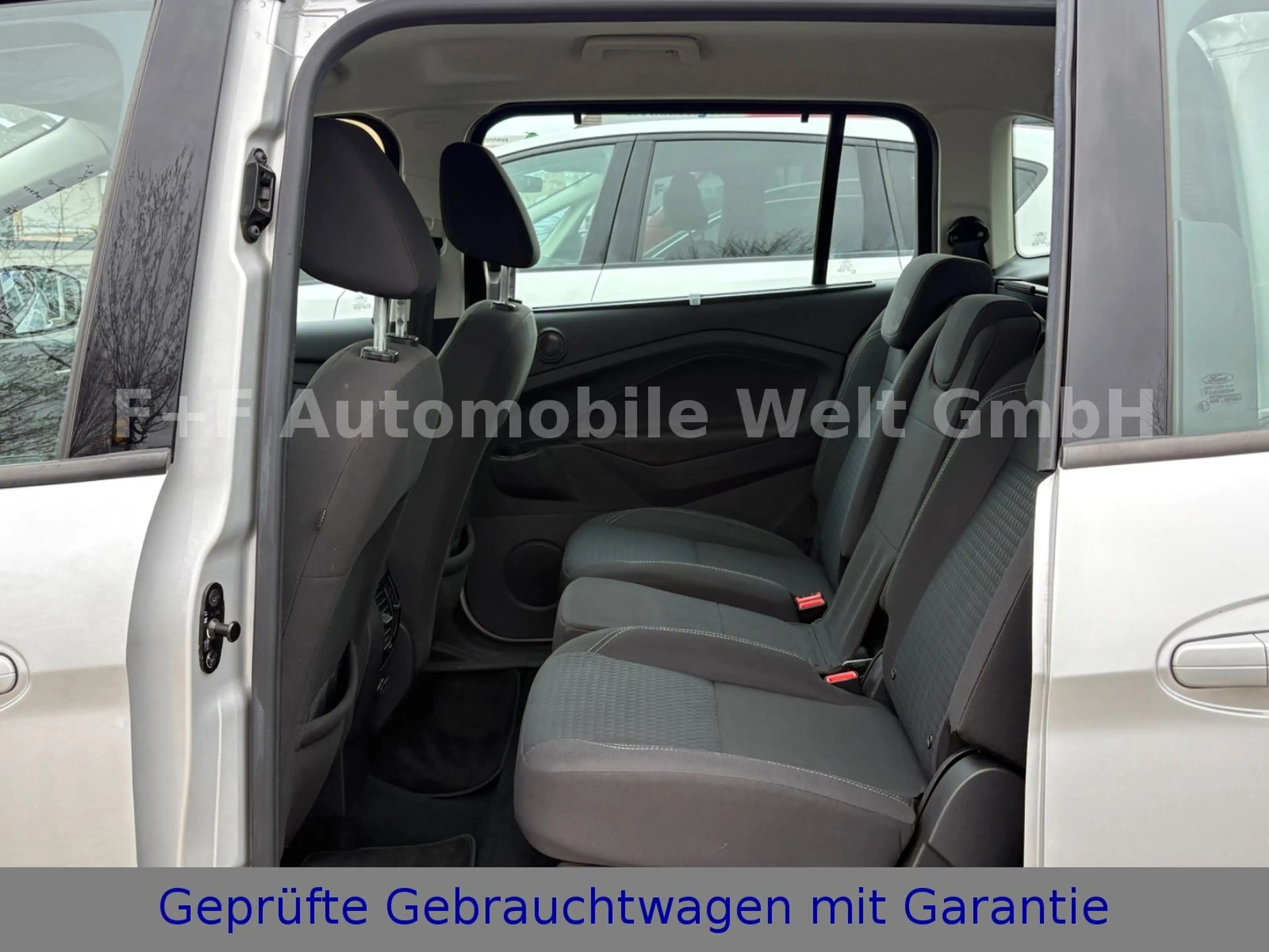 Ford Grand C-Max Grand C-MAX Cool & Connect*AUTOMATIK*PDC* — photo 12