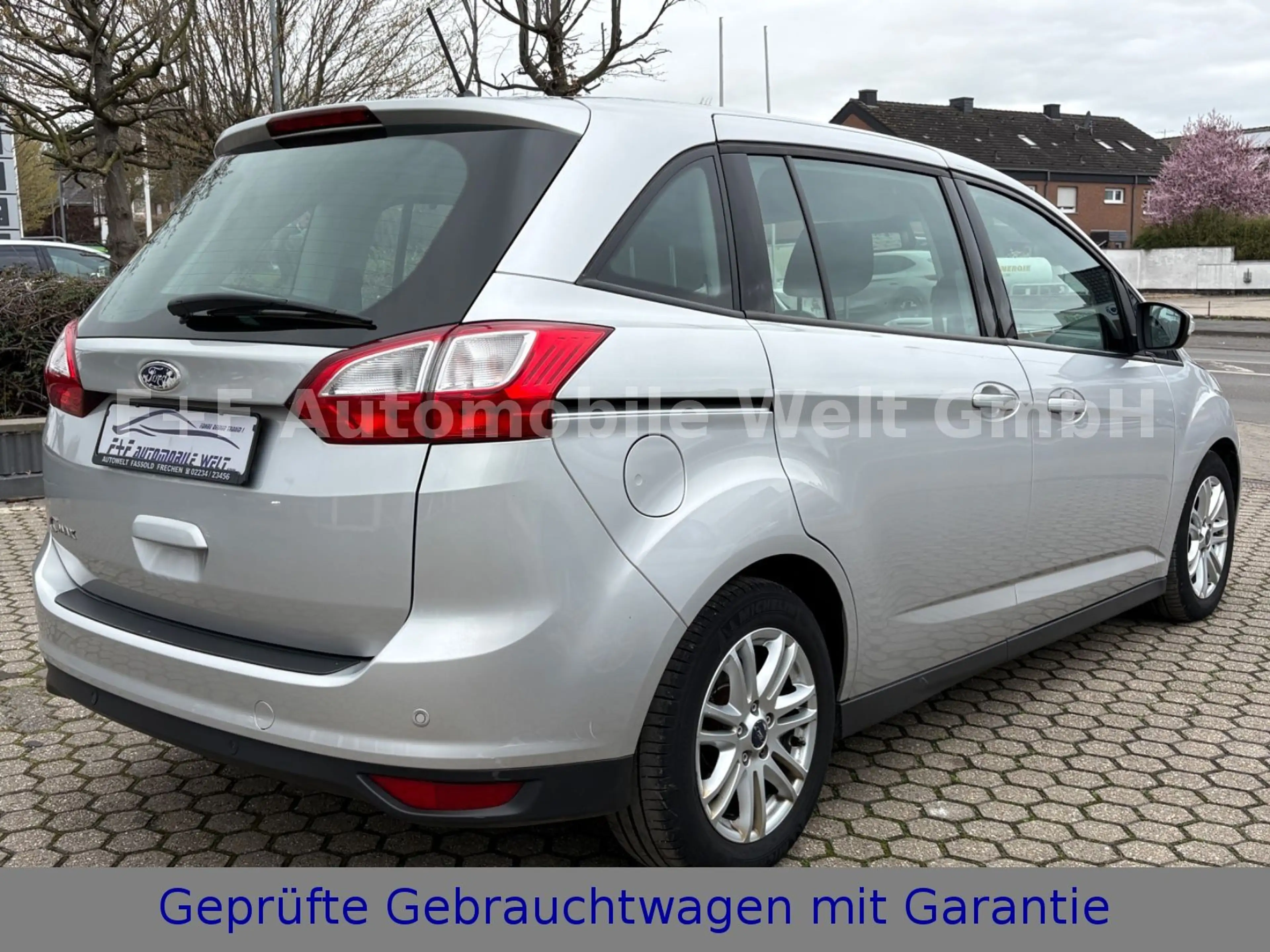 Ford Grand C-Max Grand C-MAX Cool & Connect*AUTOMATIK*PDC* — photo 3