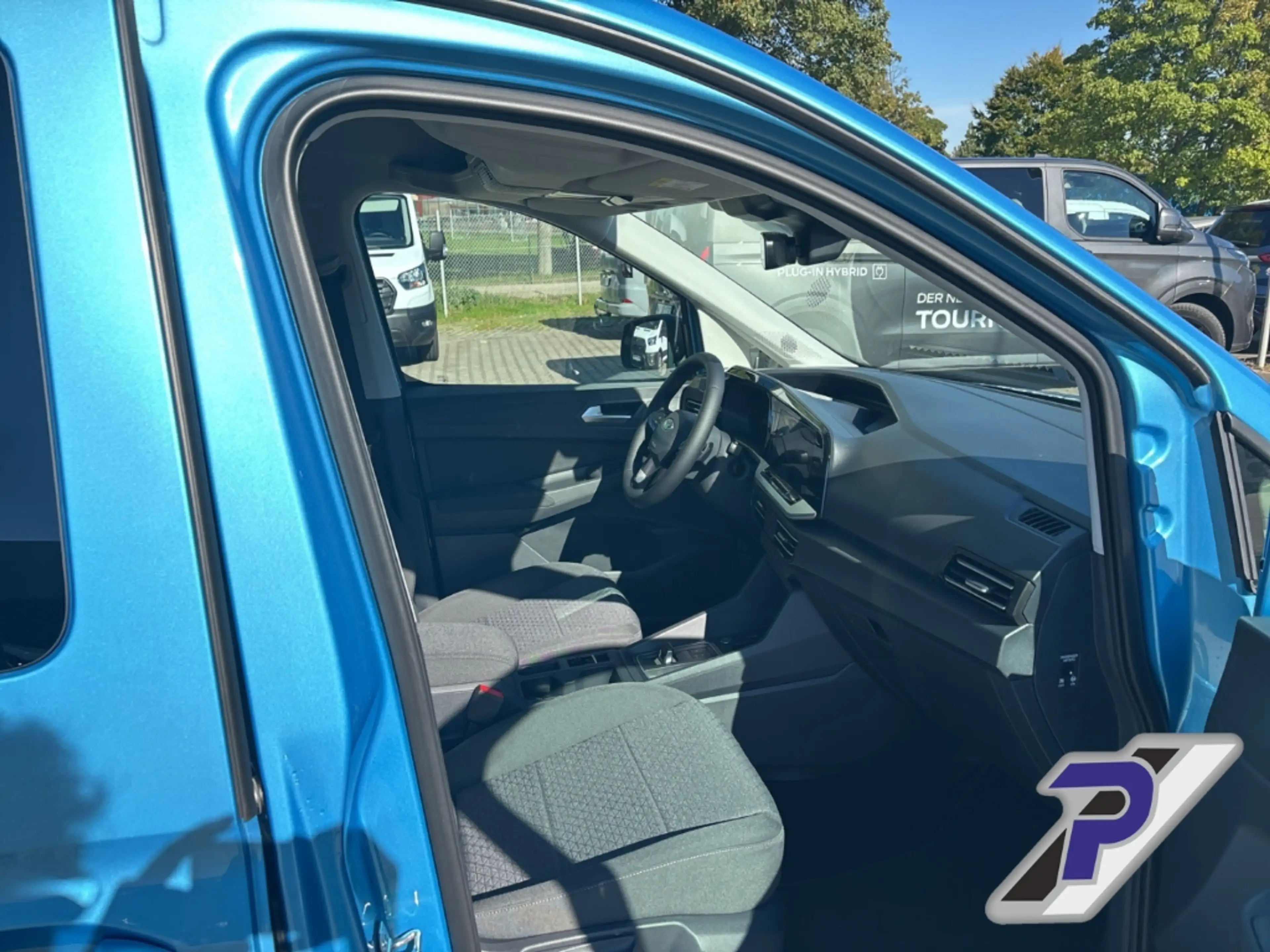 Ford Tourneo Connect Titanium L1 AUTOMATIK+LM+DAB+BOUNDLESS-BLUE — photo 14