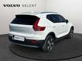 Volvo XC40 T3 Momentum / Essence Weiß - thumbnail 2
