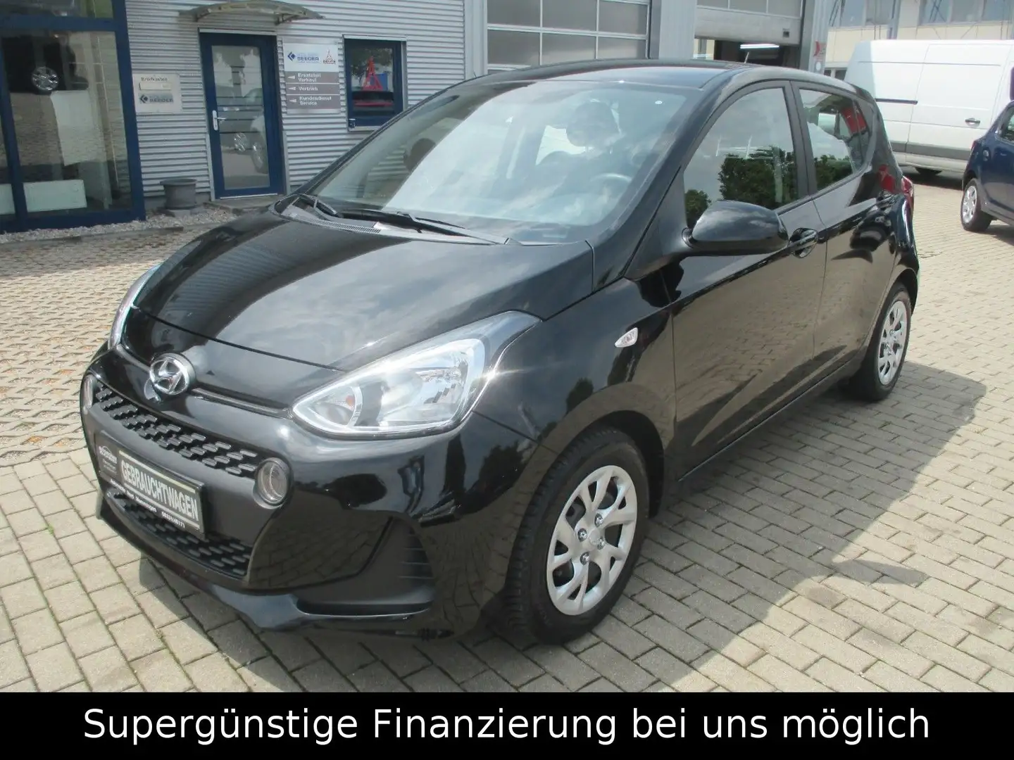 Hyundai i10 Classic,KLIMA,GARANTIE,BLUETOOTH Zwart - 1