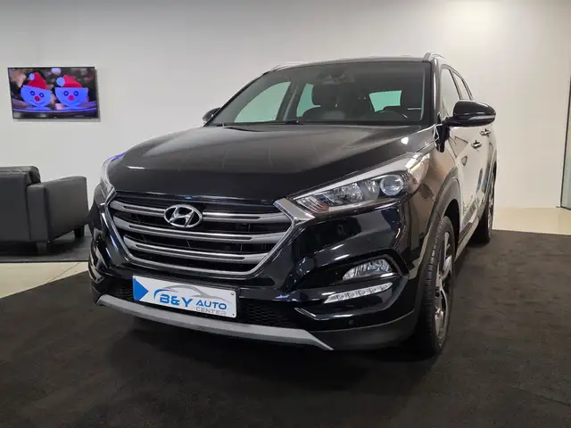 Hyundai TUCSON Tucson blue 1.7 CRDi DCT Style Automaat / Leder