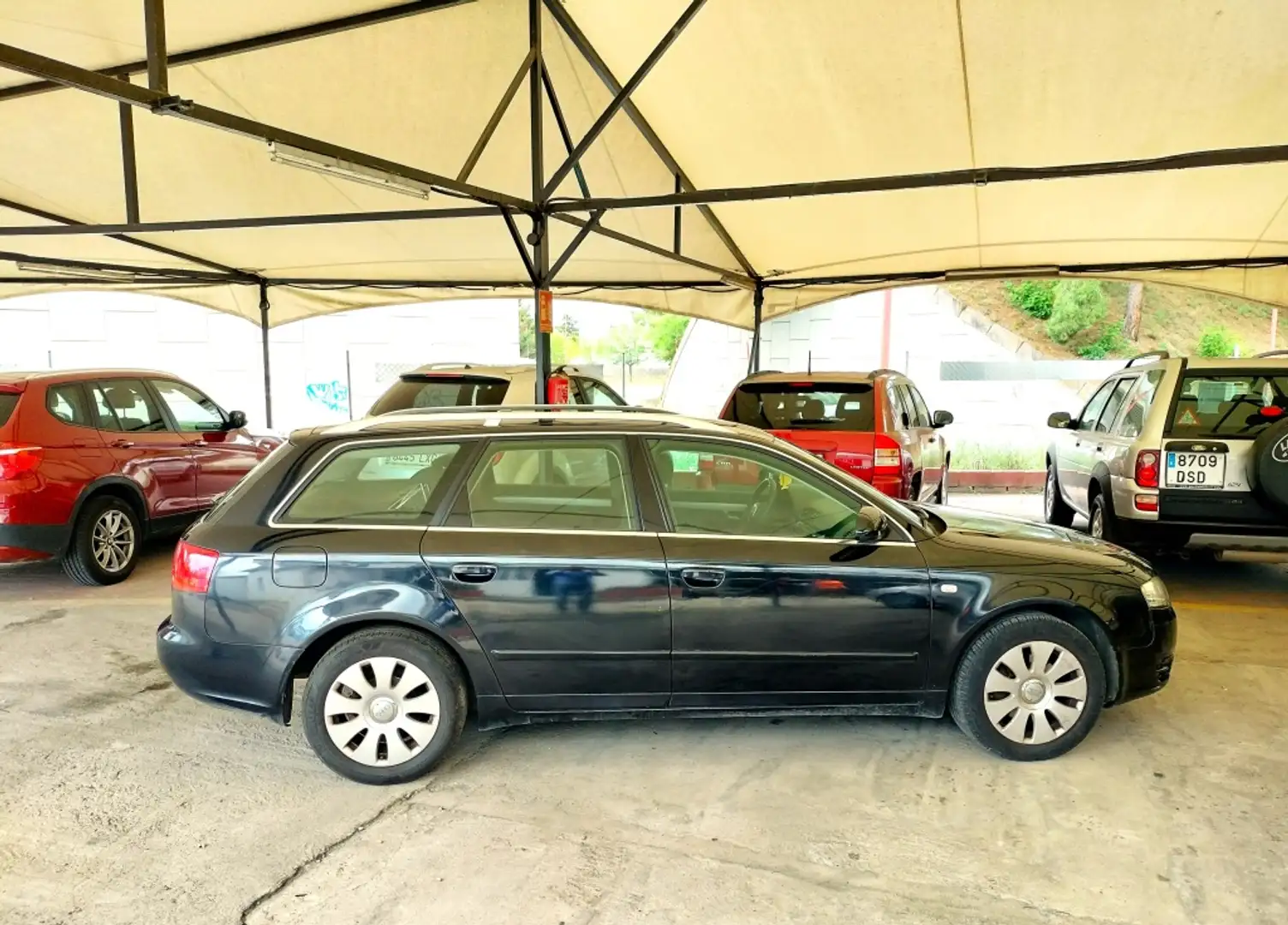 Audi A4 Avant 2.0TDI DPF Zwart - 2