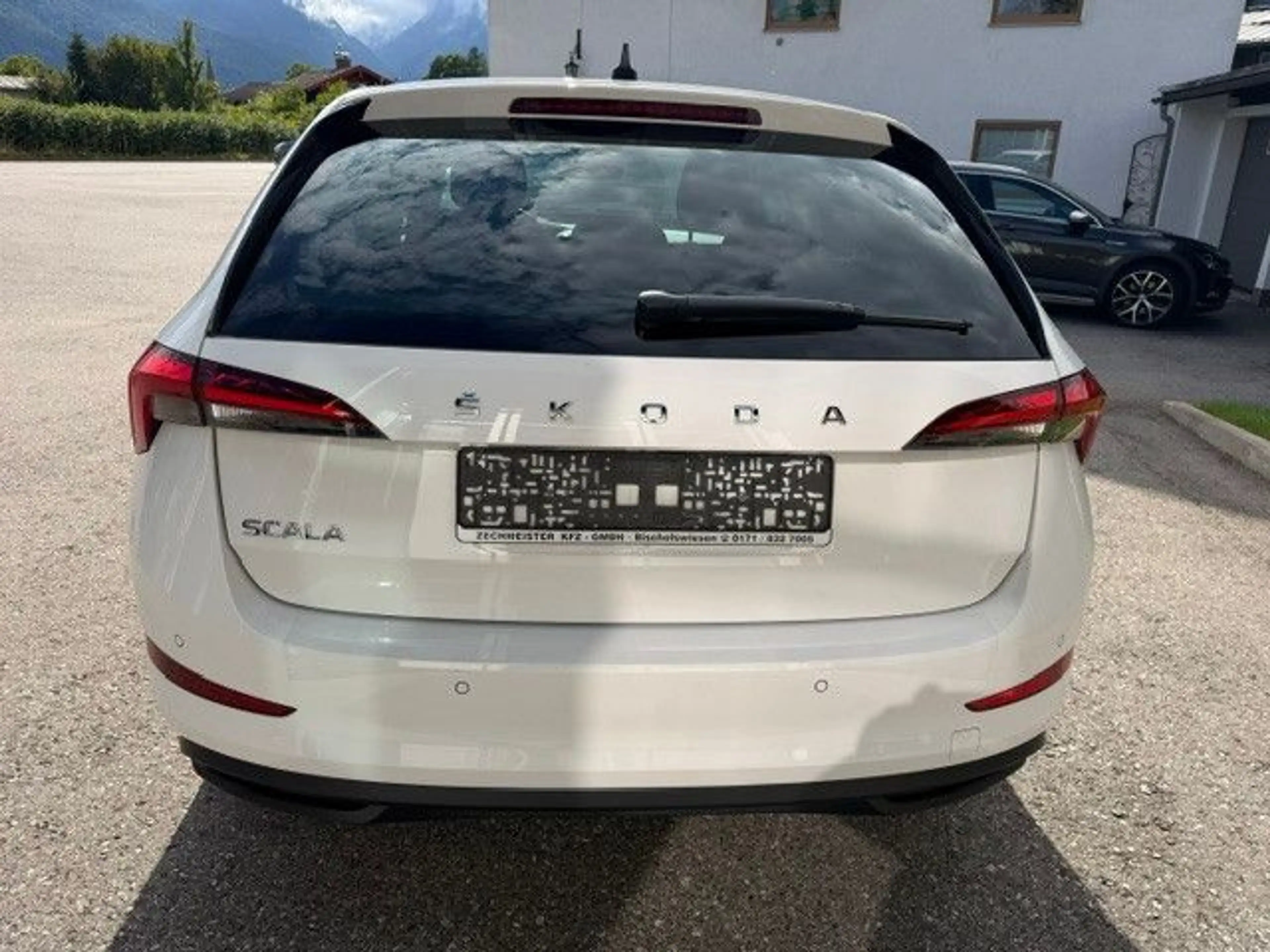 Skoda Scala Clever Select. AHK, 8-fach — photo 5