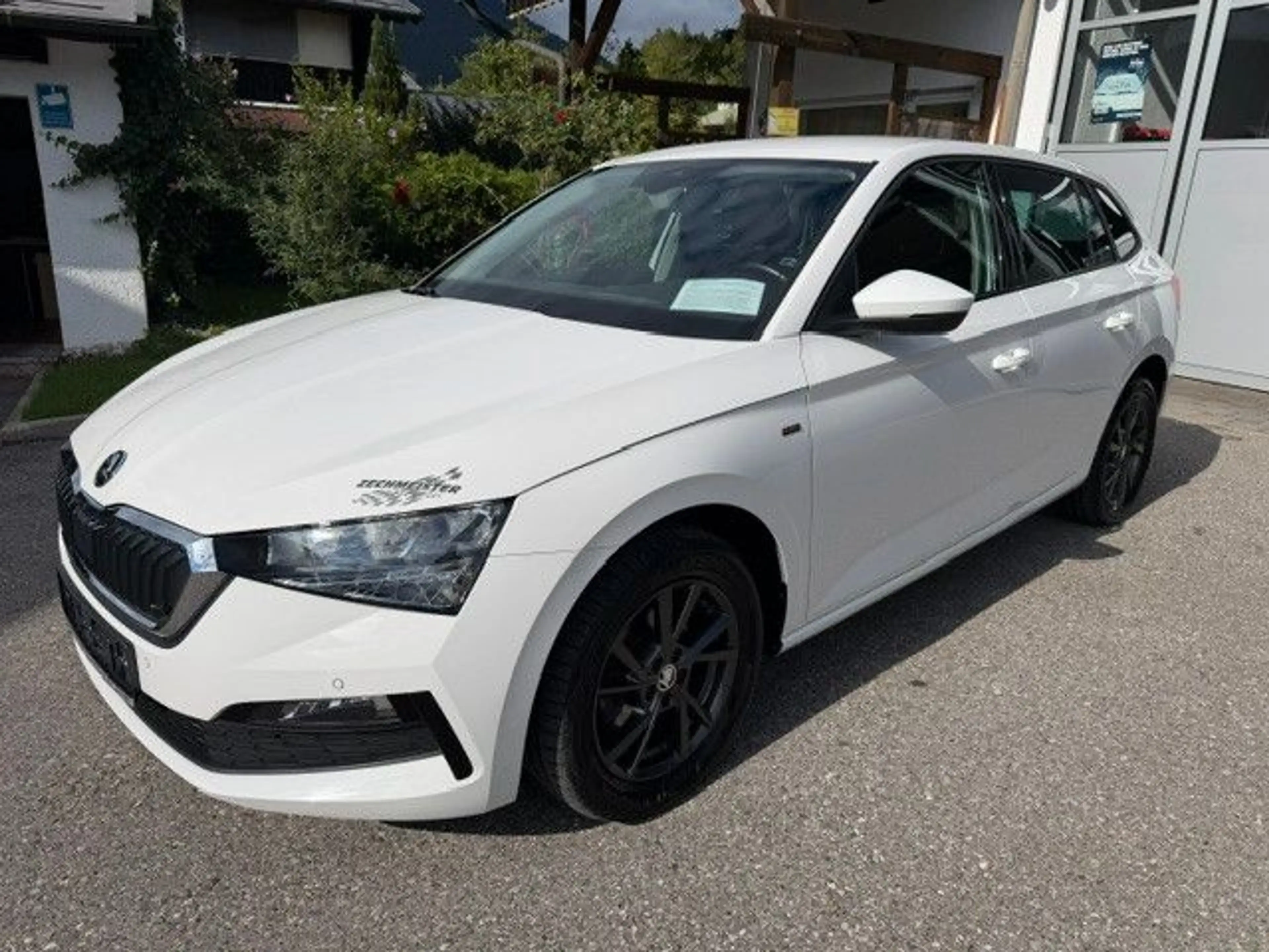 Skoda Scala Clever Select. AHK, 8-fach