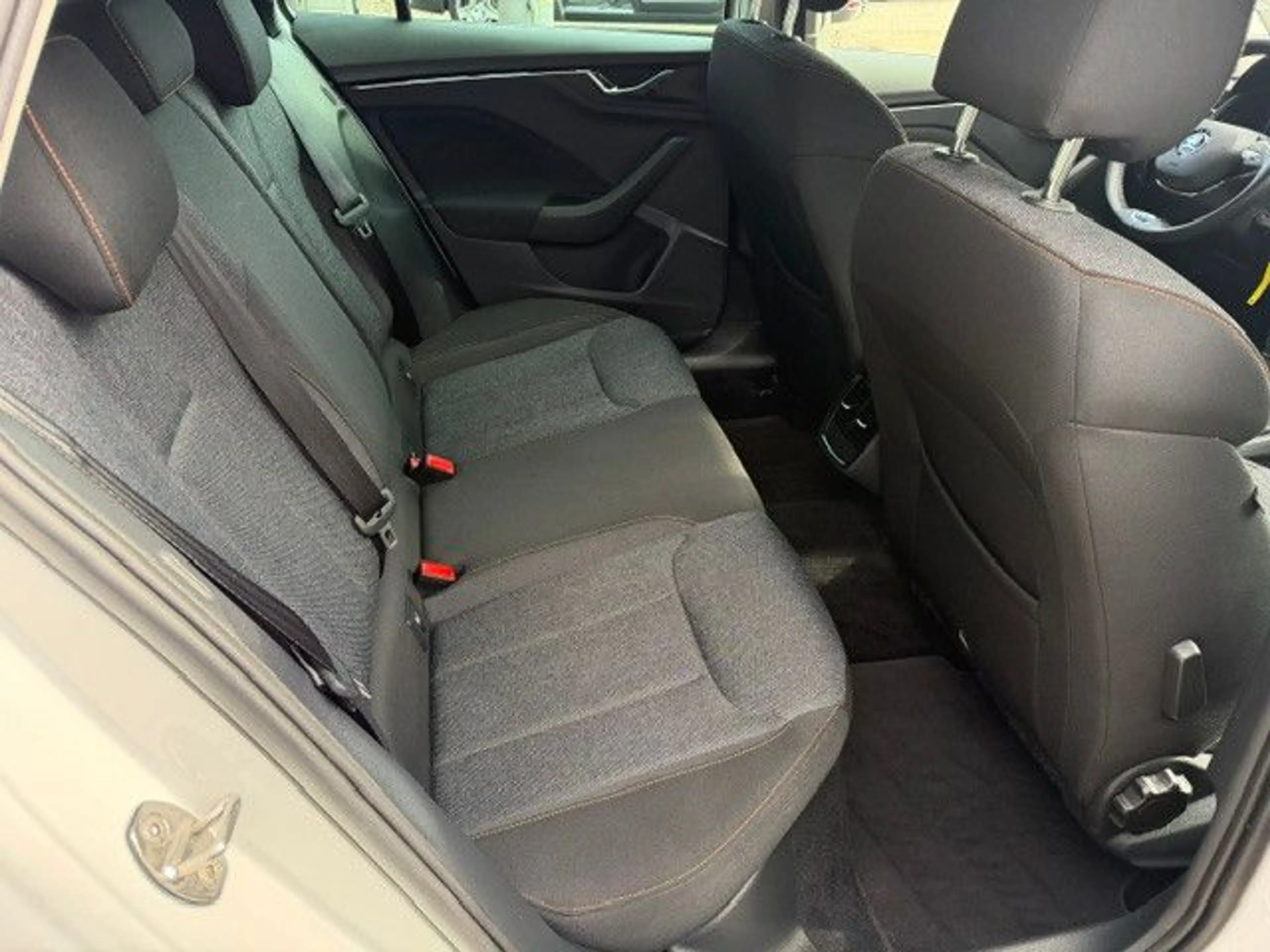 Skoda Scala Clever Select. AHK, 8-fach — photo 12