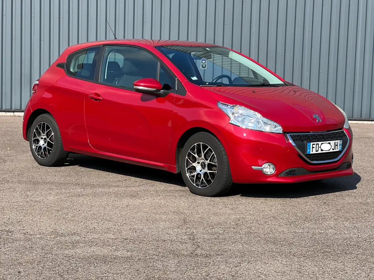 Peugeot 208 1.6 e-HDi 92ch FAP BVM5 Active