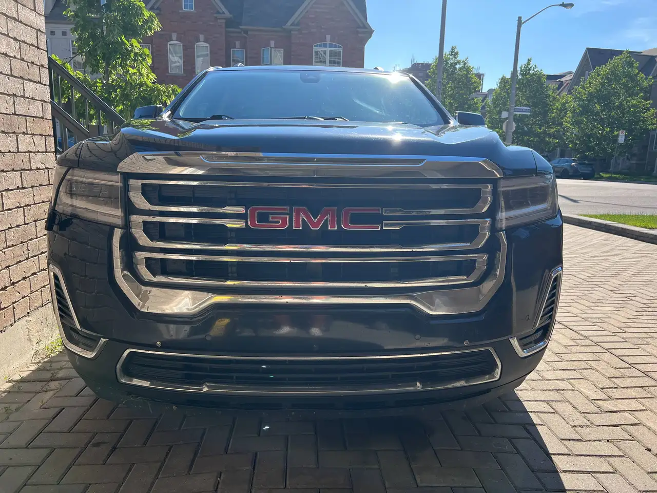 GMC Acadia снимка GMC Acadia