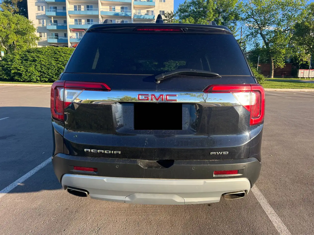 GMC Acadia снимка GMC Acadia