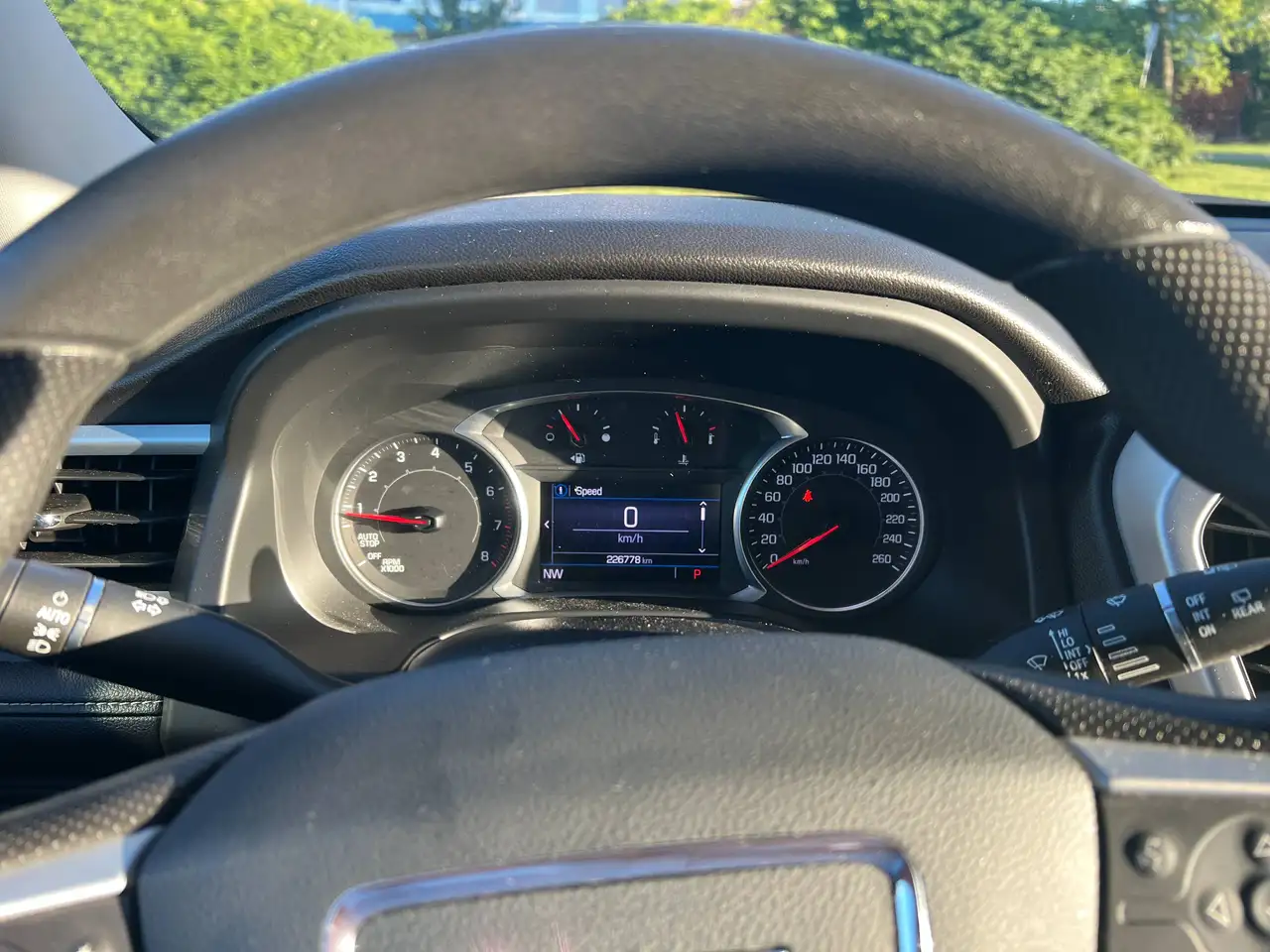 GMC Acadia снимка GMC Acadia