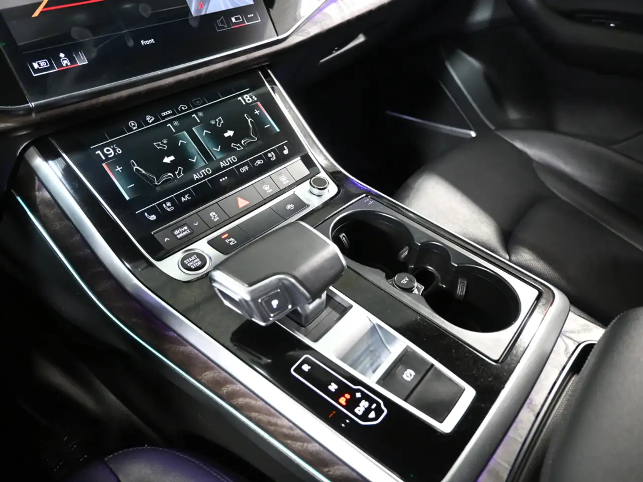 Audi Q7 photo Audi Q7