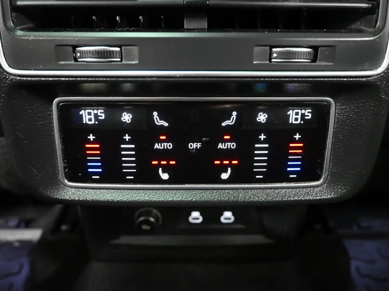 Audi Q7 photo Audi Q7
