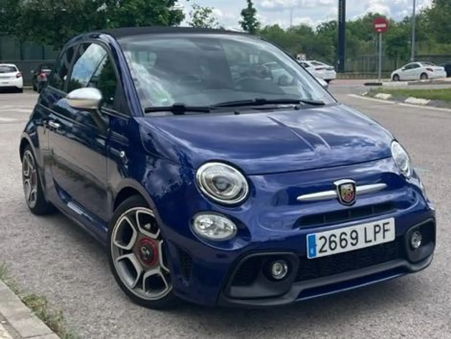 Abarth 595C 595C 1.4T JET PISTA AUT. 118KW Pista Kék - 2