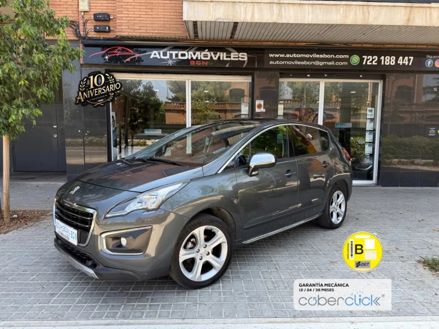 Peugeot 3008 1.6HDI Alllure 115 Grijs - 1