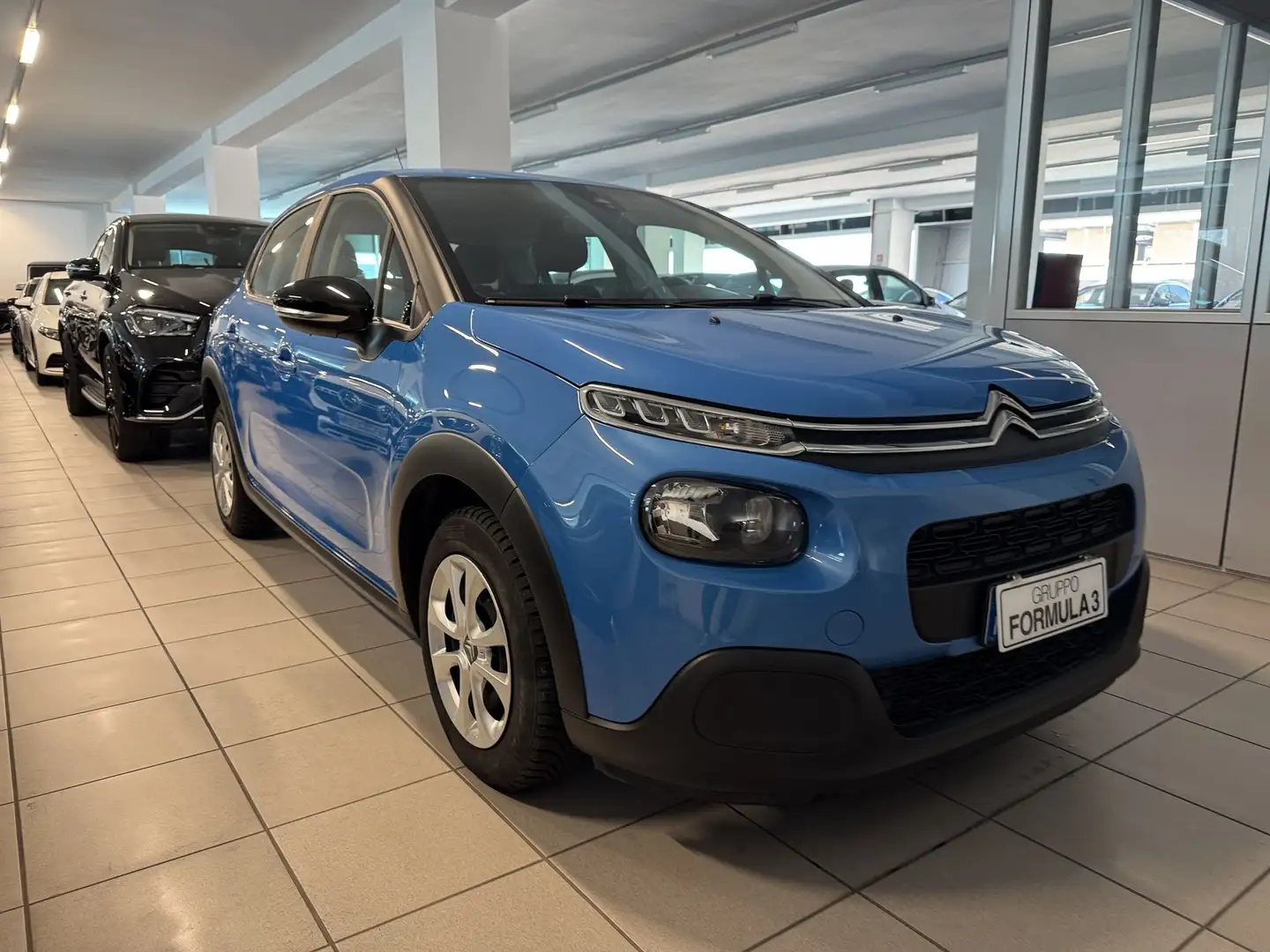 Citroen C3 PureTech 83 S&S Shine Blau - 2