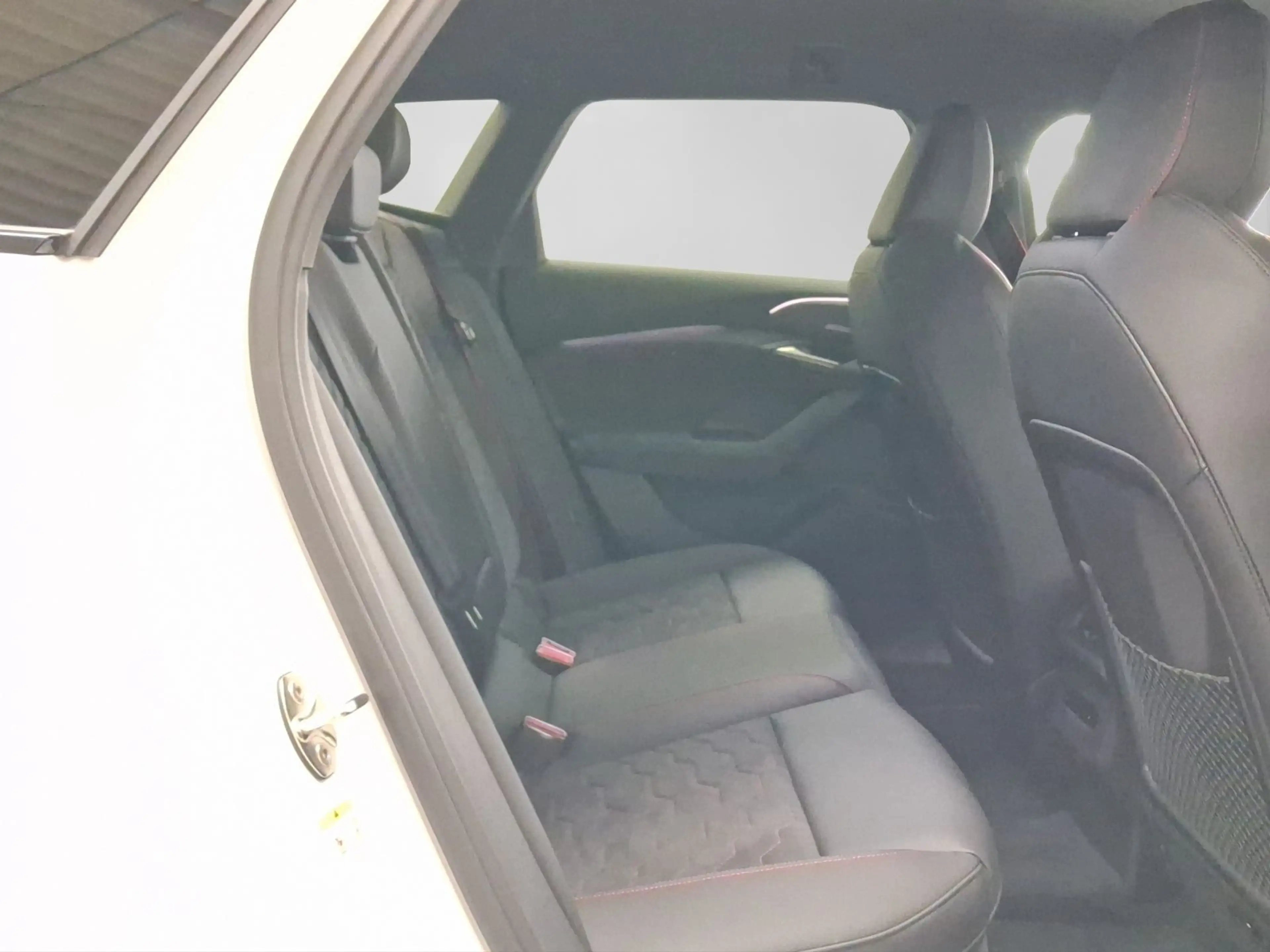 Audi S6 e-tron S6 Avant e-tron Q UPE117 LM21 VIRT-SPIEGEL OLED — photo 6