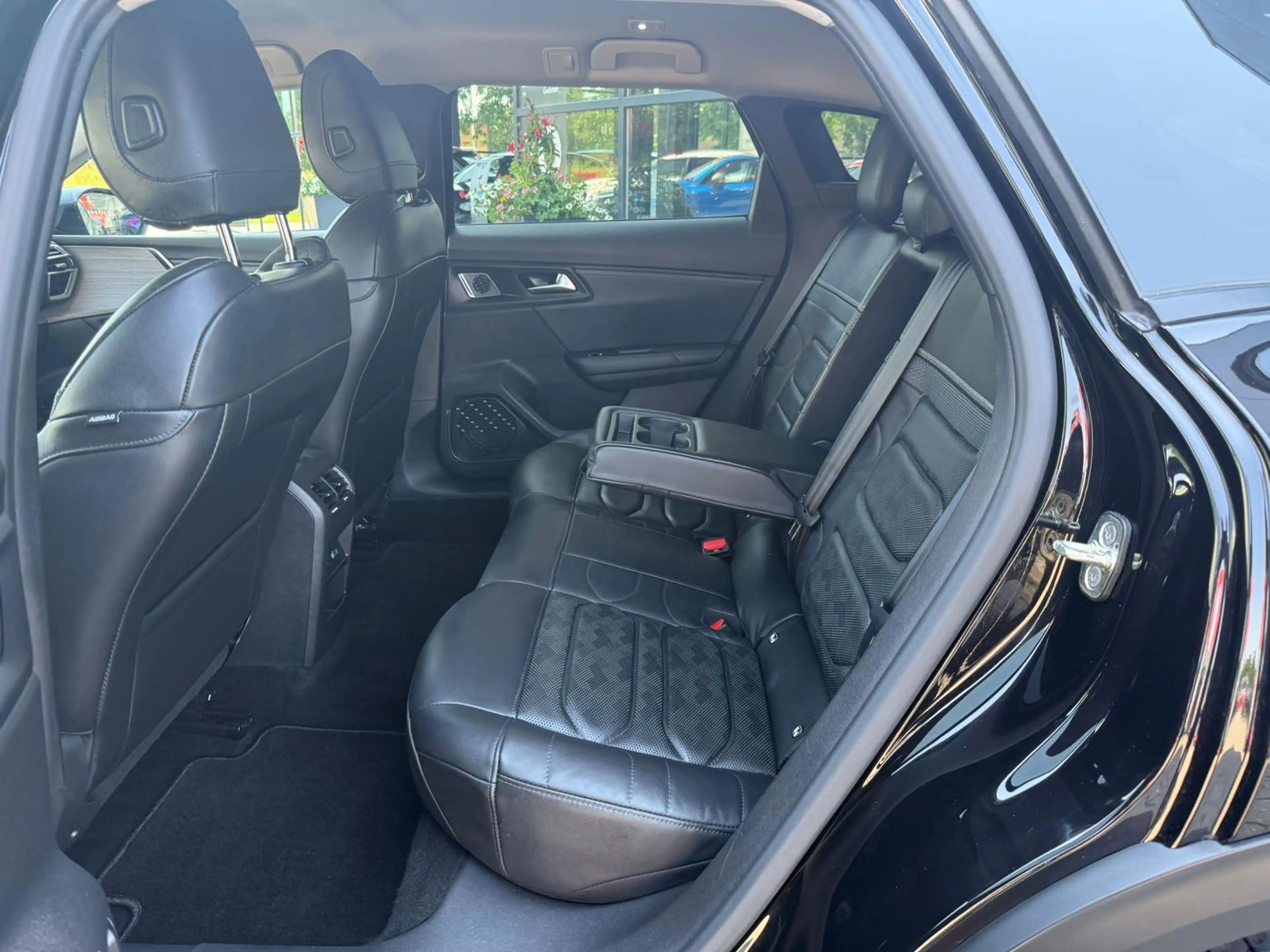 Citroen C5 X 1.6 Plug-in Hybrid 225 Shine *ACC & 360 Camera* — photo 11