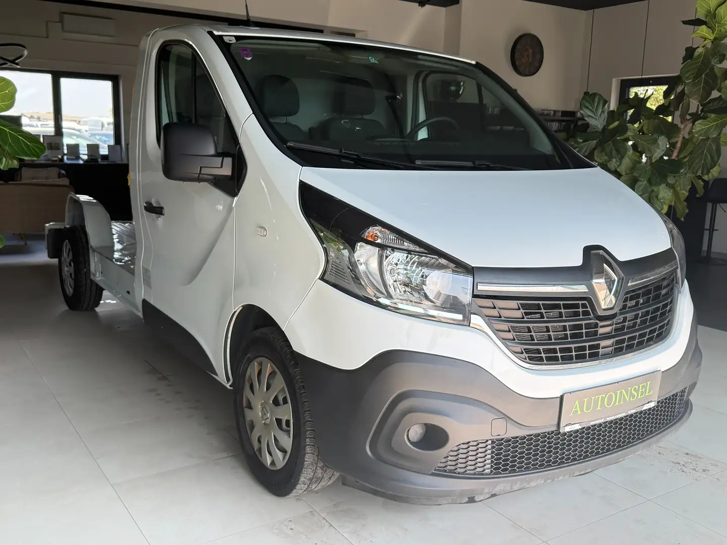 Renault Trafic Fahrgestell Tempomat Klima 1.Besitz Weiß - 2