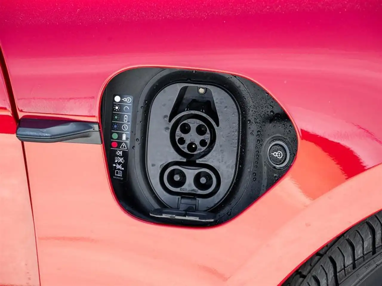 Porsche Taycan снимка Porsche Taycan