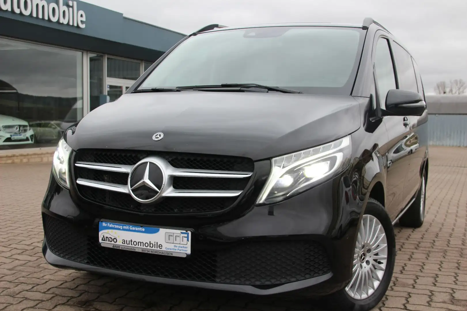 Mercedes-Benz V 250 EDITION 4MATIC kompakt 190PS*LED*NAVI*AHK* Schwarz - 2