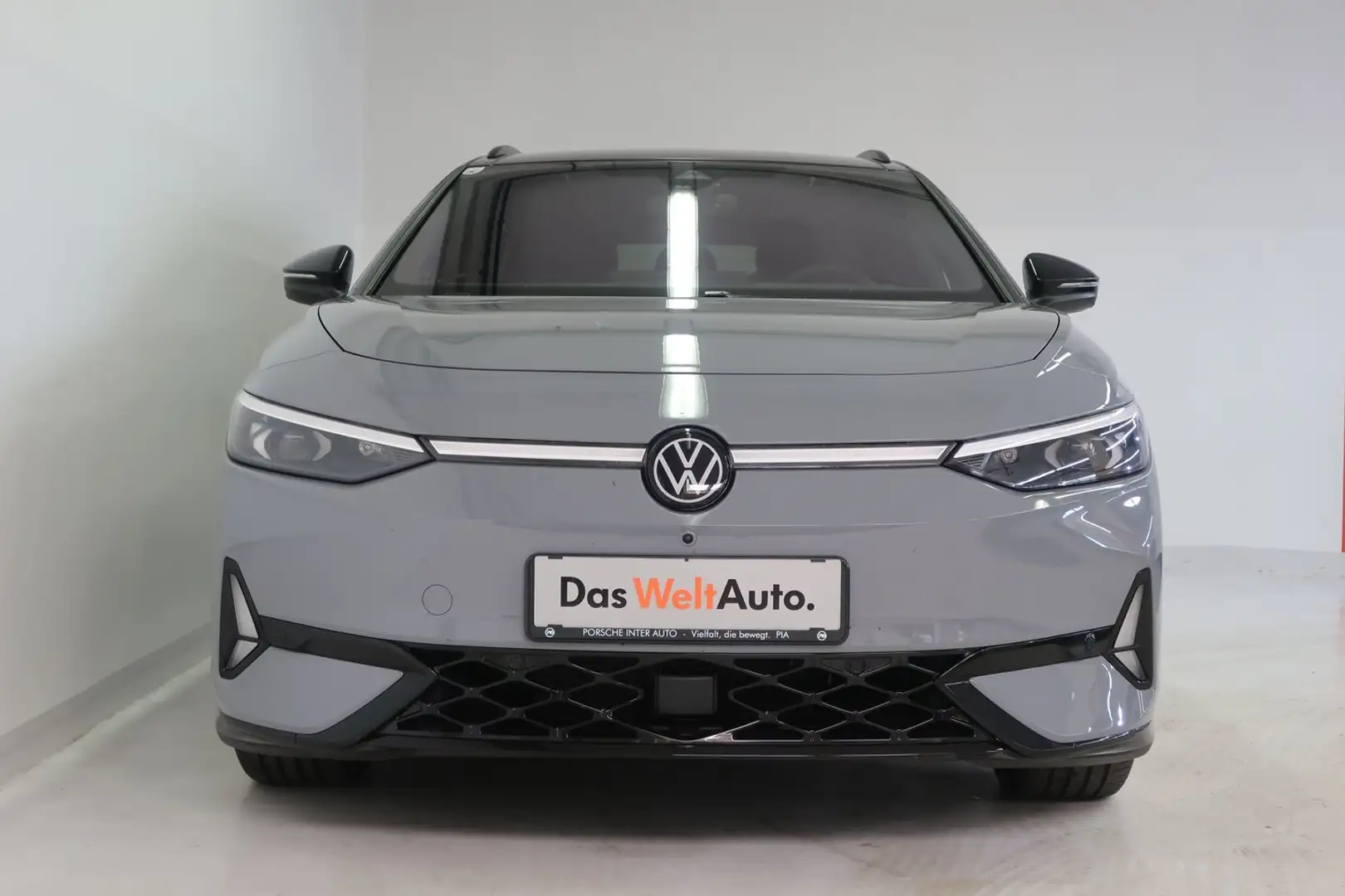 Volkswagen ID.7 Tourer GTX 4MOTION 250 kW Business Grigio - 2