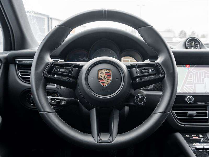 2025 Porsche Macan S AWD Premium Pkg Plus|21 RS Spyder Design Wheels| thumb 16