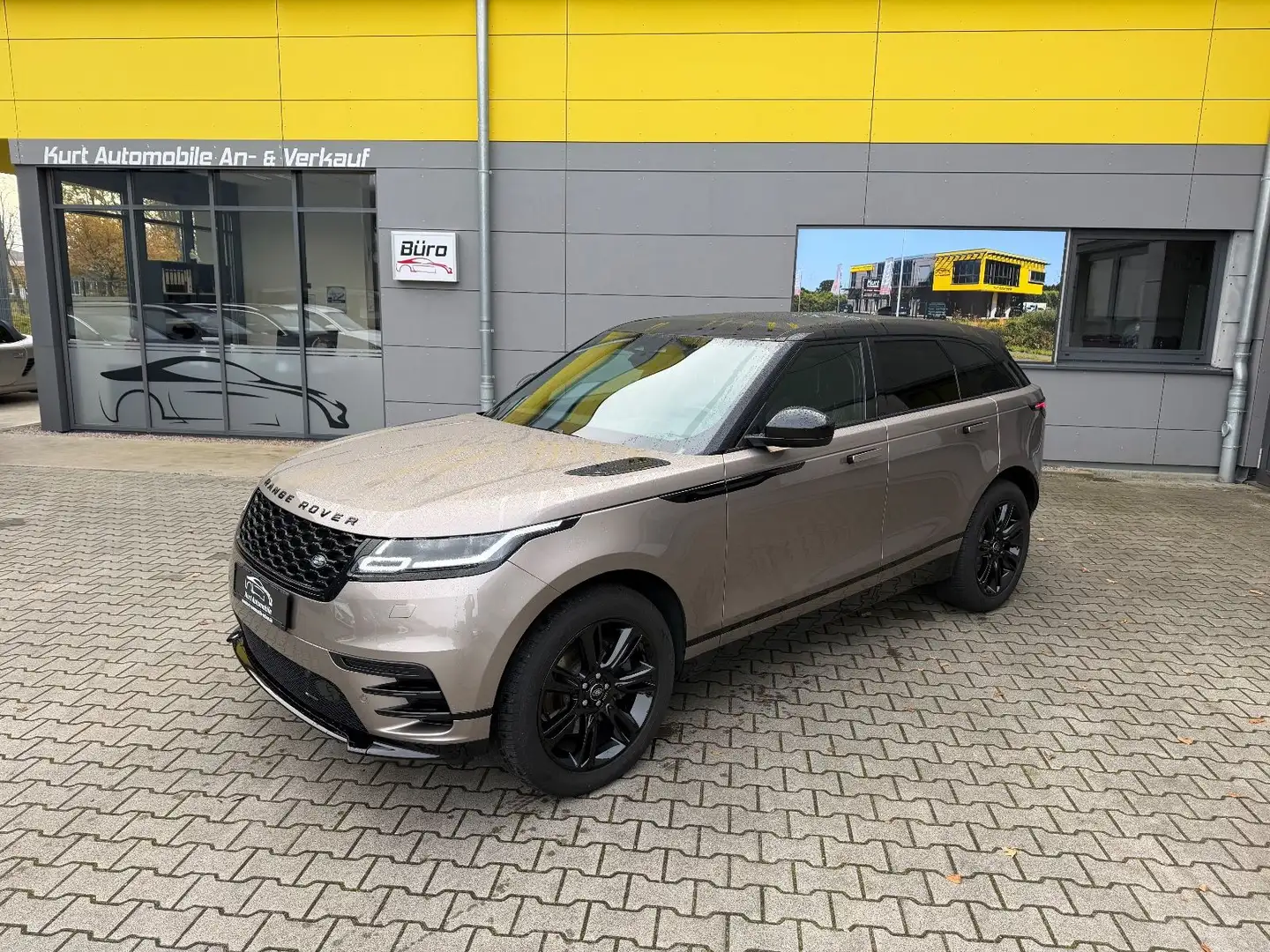 Land Rover Range Rover Velar R-Dynamic/PANO/TOUCH/KEYLESS Braun - 1
