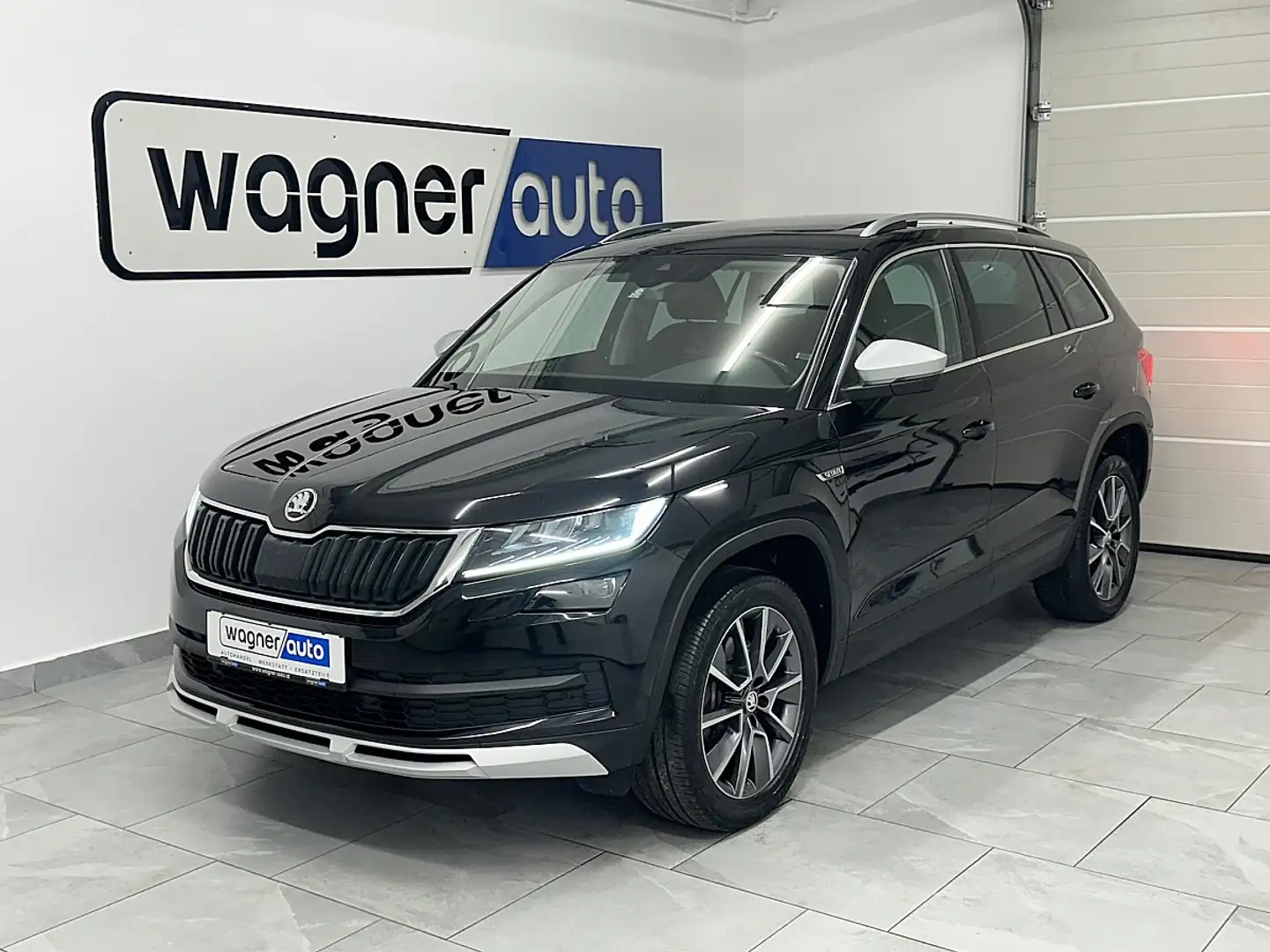 Skoda Kodiaq 2,0 TDI SCR 4x4 Scout DSG.LED/ACC/Navi/Pano/el.... Schwarz - 2