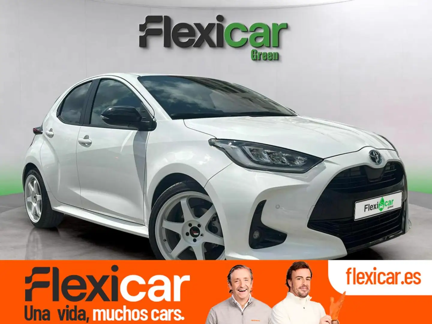 Toyota Yaris 1.5 120H Style - 5P (2023) Blanco - 1
