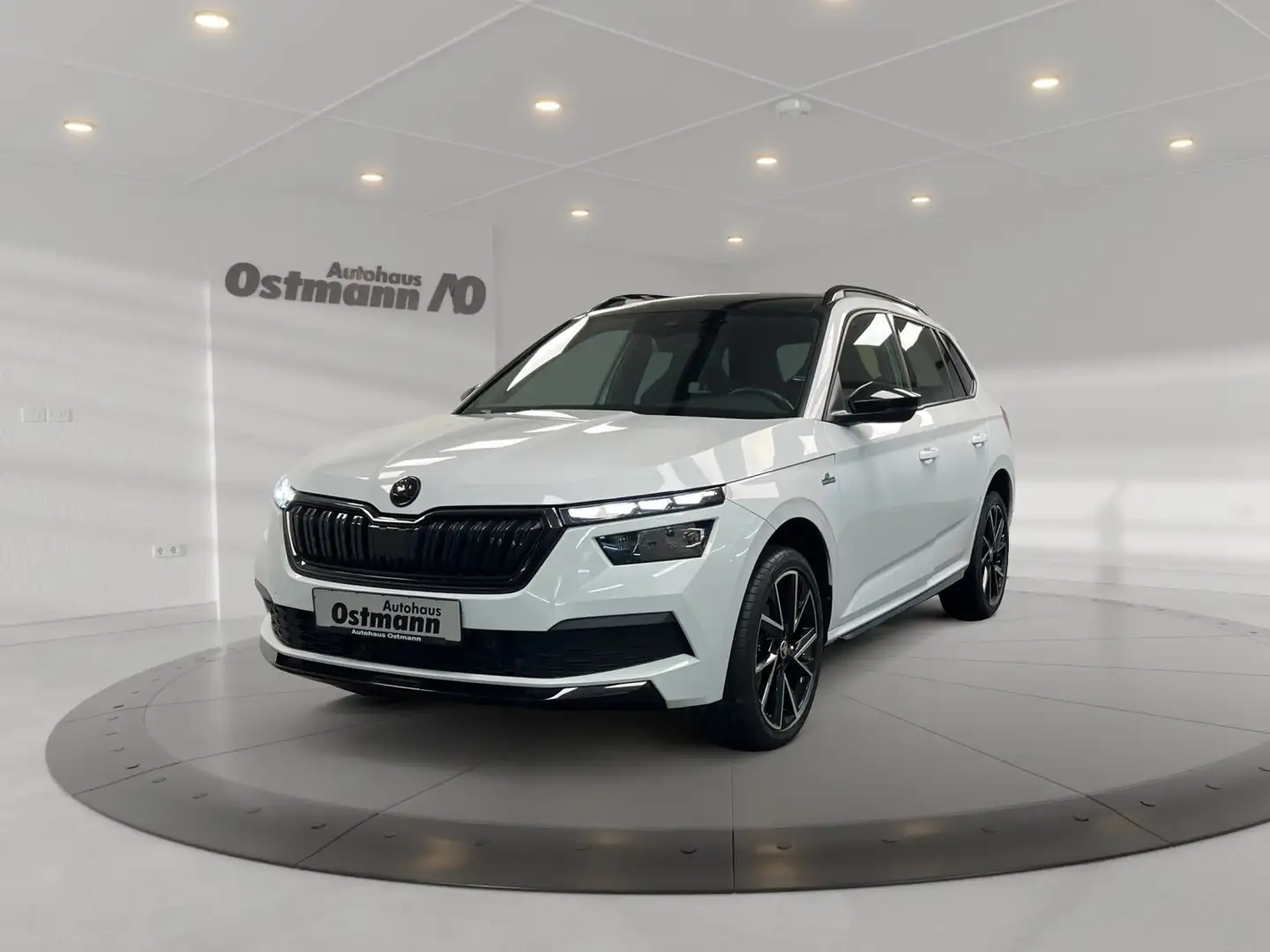 Skoda Kamiq 1.5 TSI Monte Carlo RFK ACC PDC CarPlay Weiß - 1