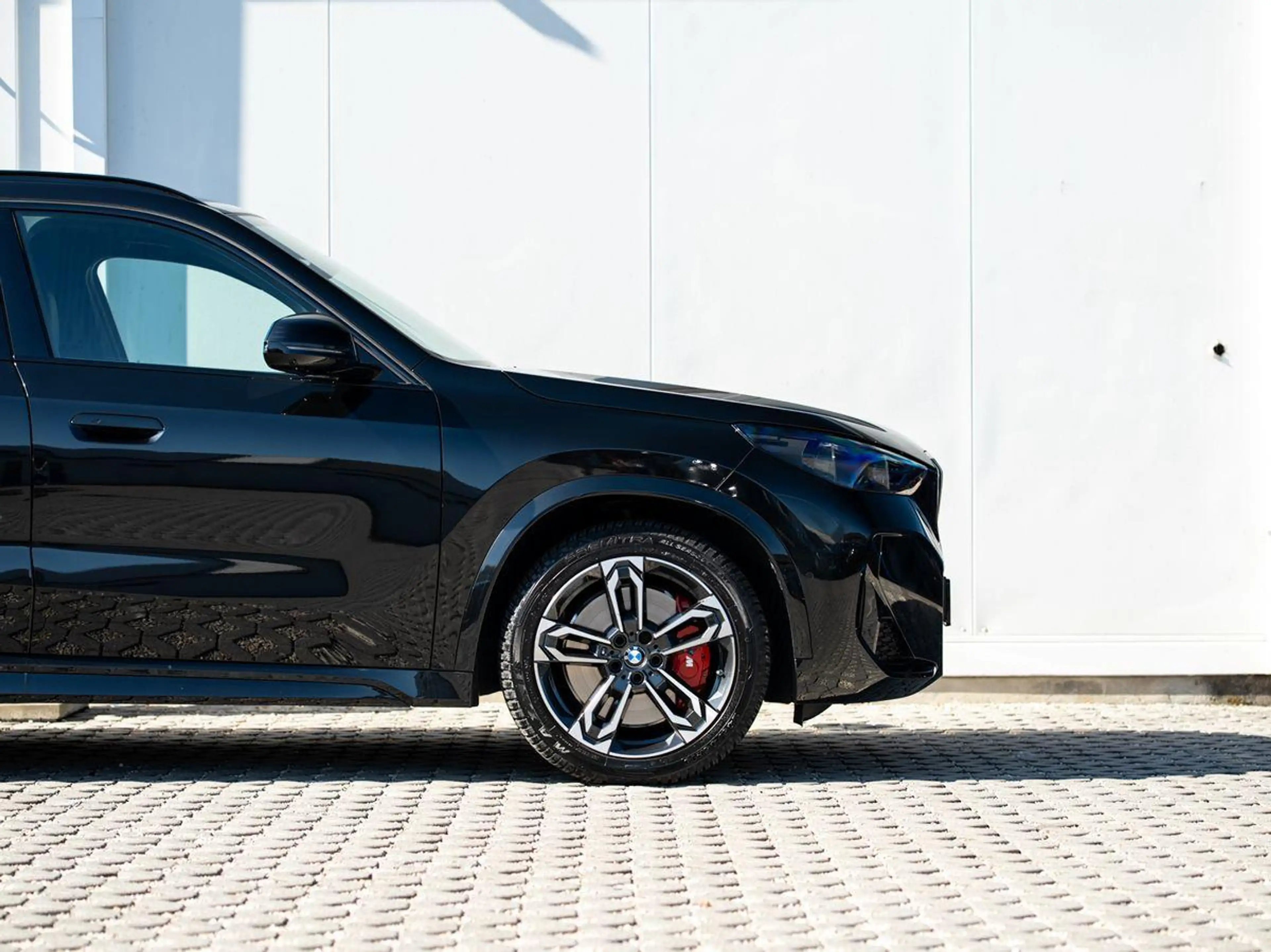 BMW X1 xDrive20d M-Sport PRO AHK PANO ACC HuD eSitze — photo 7