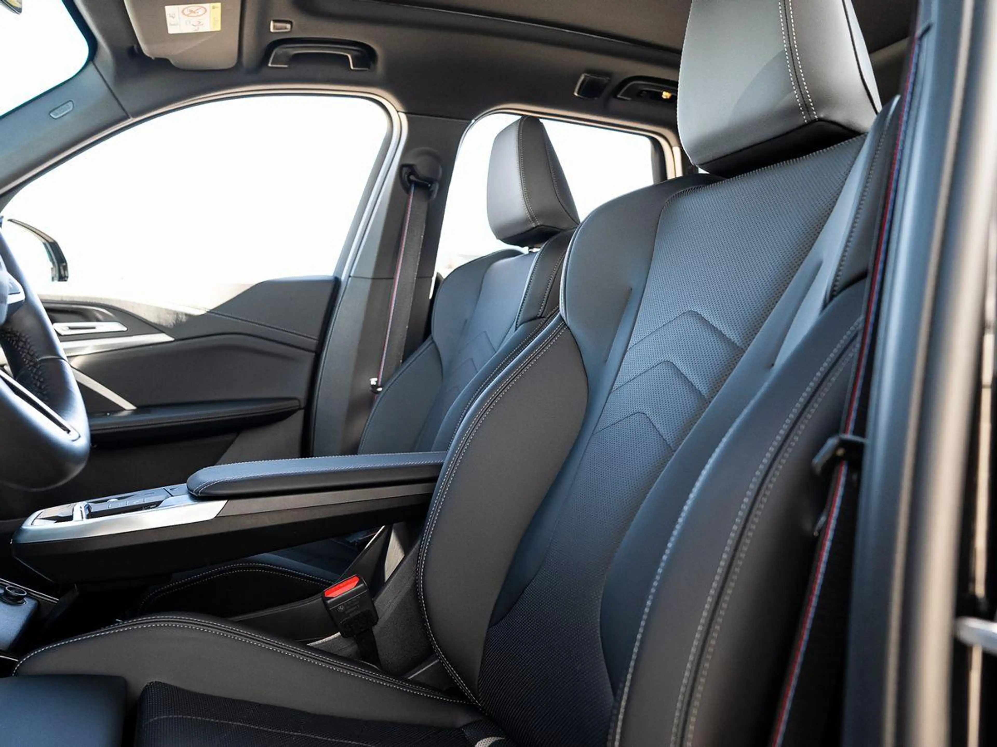 BMW X1 xDrive20d M-Sport PRO AHK PANO ACC HuD eSitze — photo 14