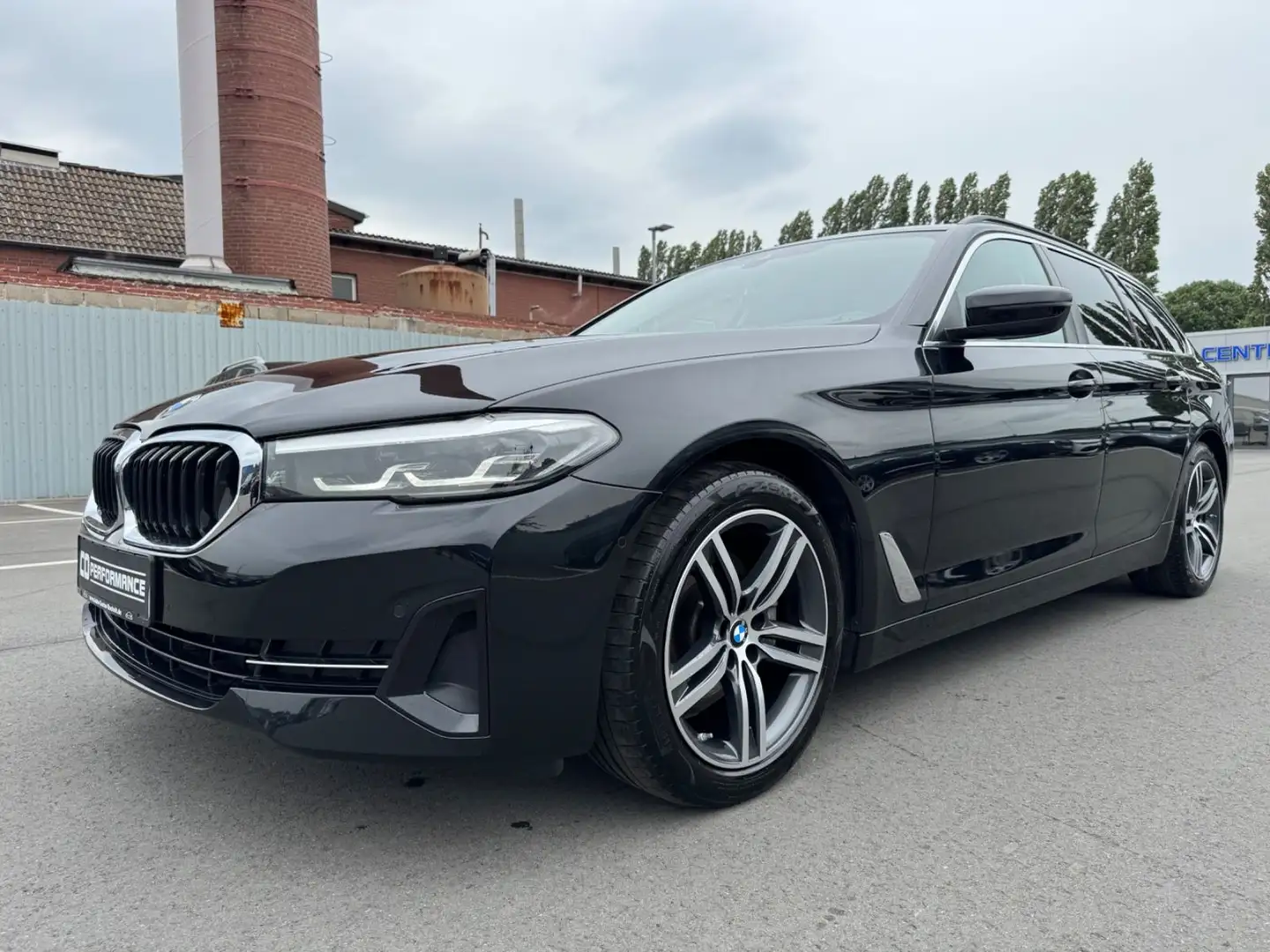 BMW 520 d*LEDER*RFK*DAB*VIRTUAL*SITZH*TEMP*4ZONEN Noir - 1