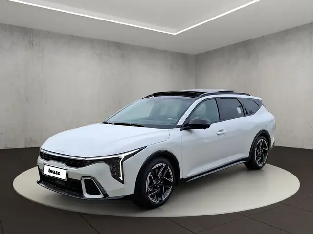 Kia K4