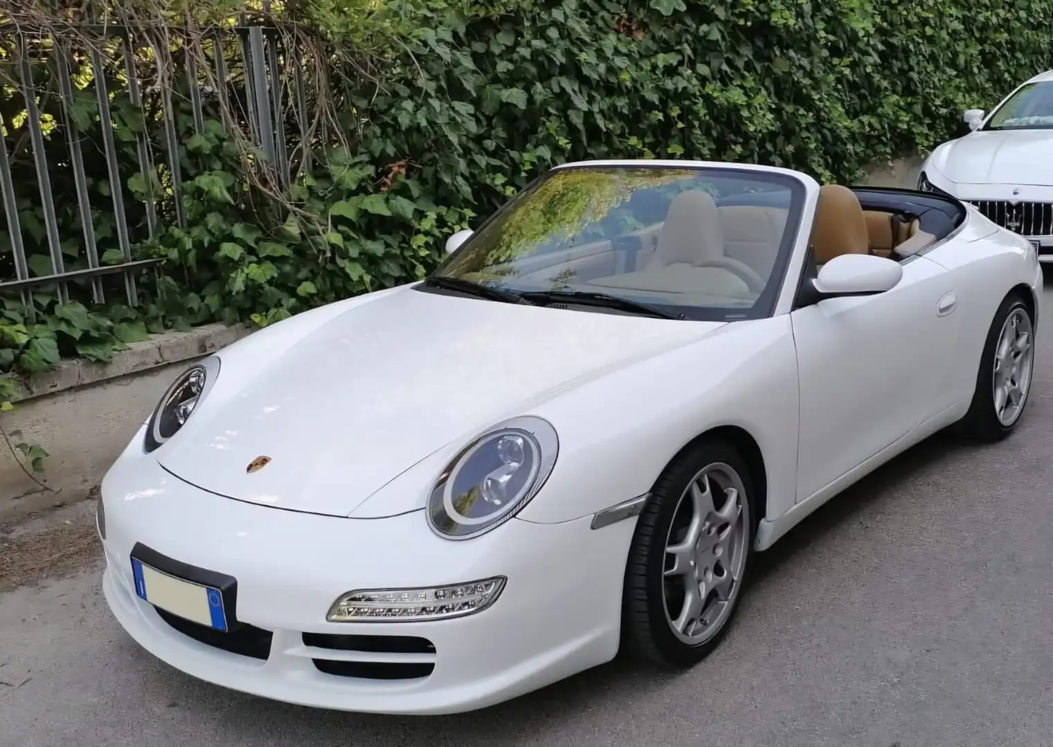 Porsche 911 911 IV Carrera 996 Cabrio Cabrio 3.4 Carrera 4 Белый - 1