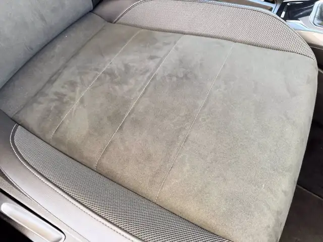 Volkswagen T-Roc view 9