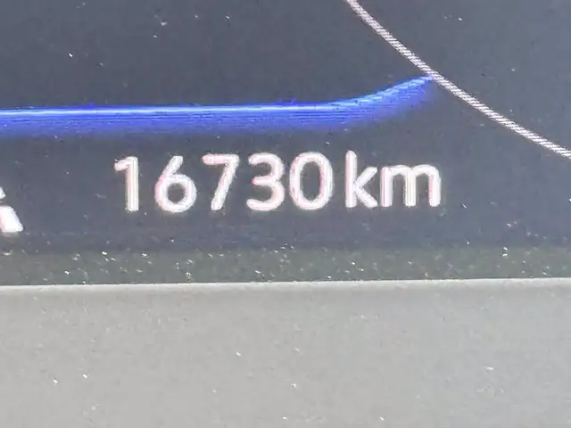 Volkswagen T-Roc view 23