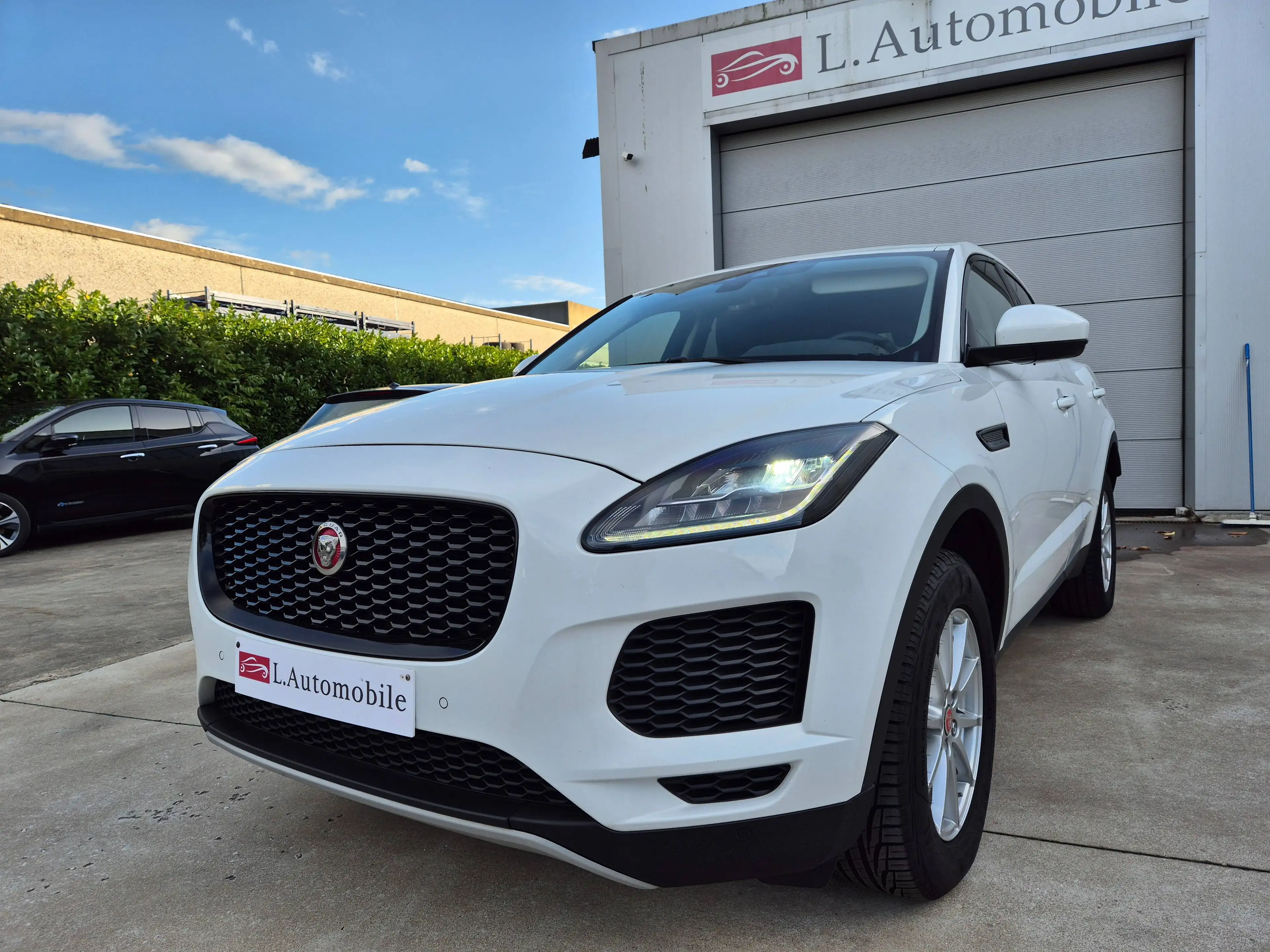 Jaguar E-Pace 2.0 D 150cv AUTO. // AWD // — photo 4