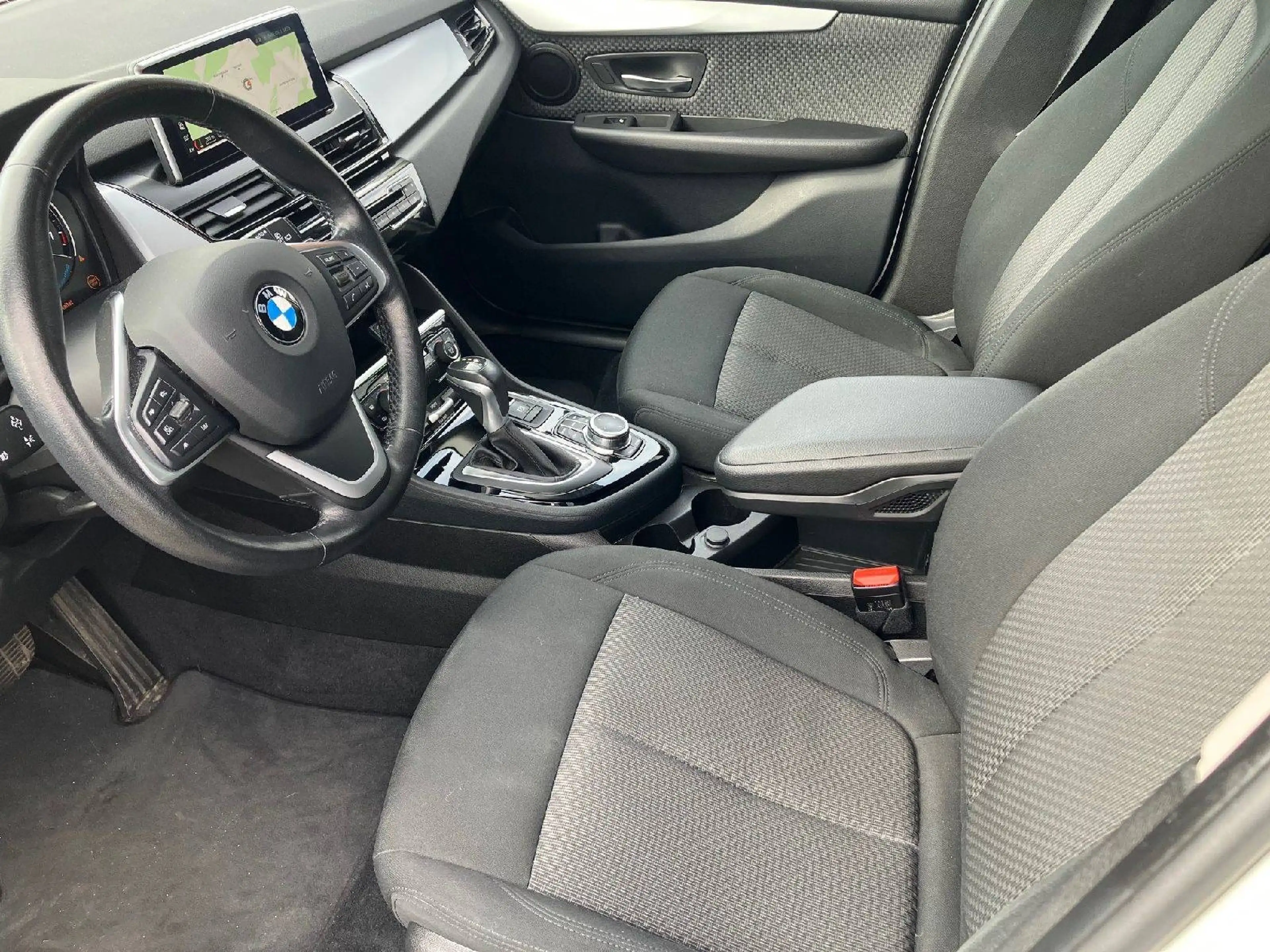 BMW 225 225 xe Aut Allrad, Plug-in Hybrid, Navi, ACC Alarm — photo 8