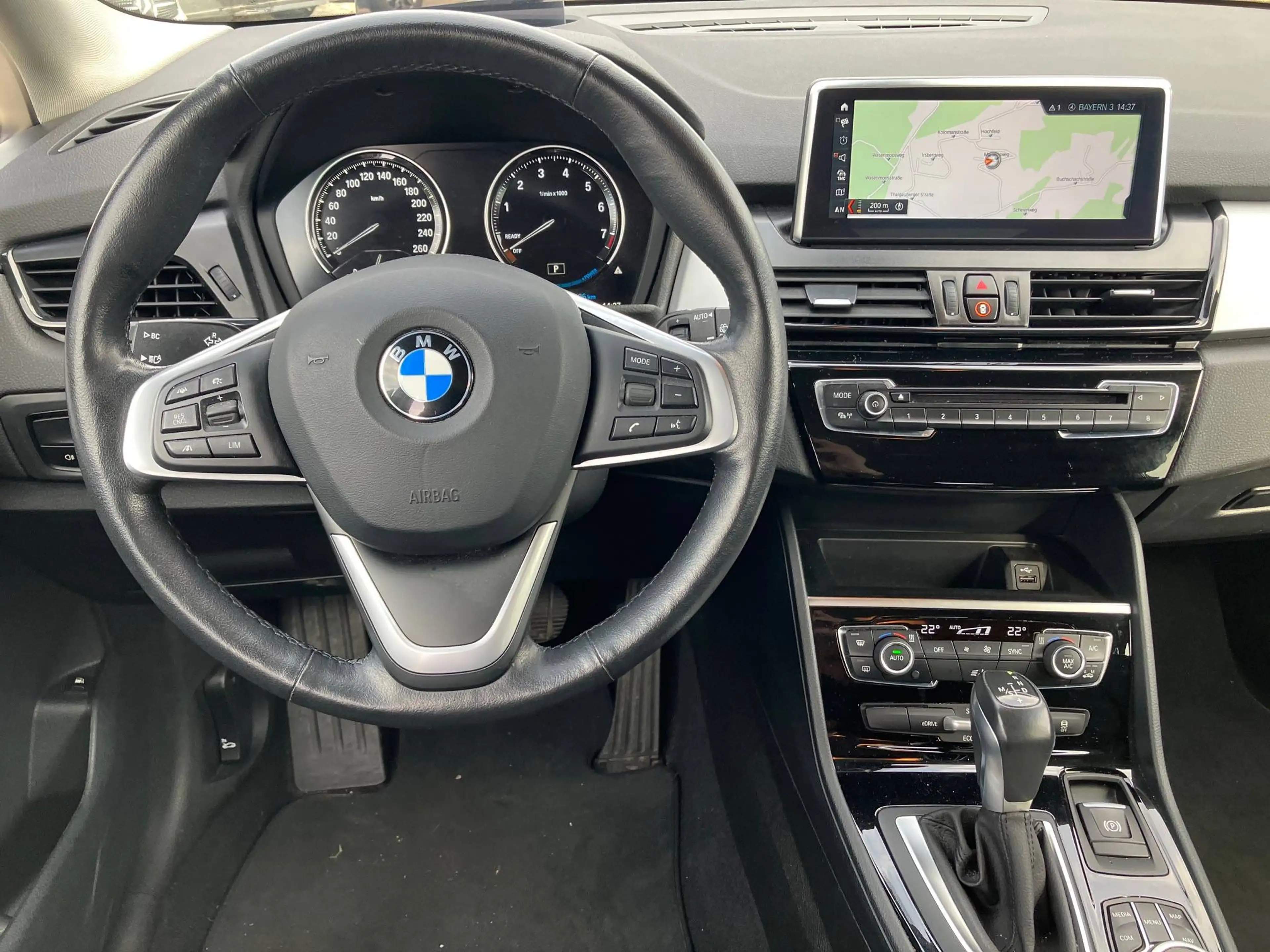 BMW 225 225 xe Aut Allrad, Plug-in Hybrid, Navi, ACC Alarm — photo 10