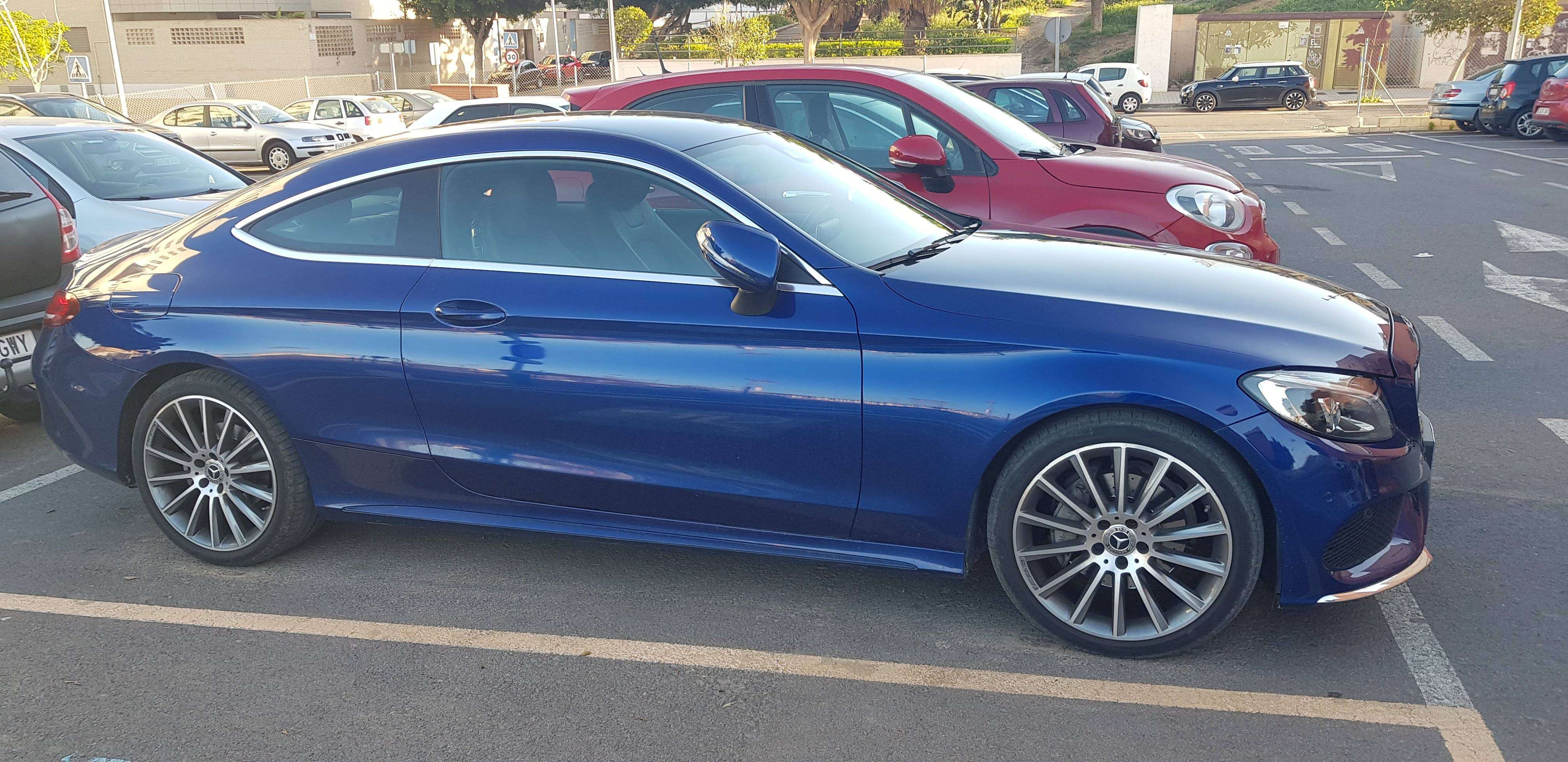 Mercedes-Benz C 220 C Coupé 220d 4Matic 9G-Tronic - foto 1