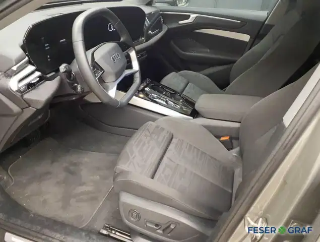 Audi A6 view 3