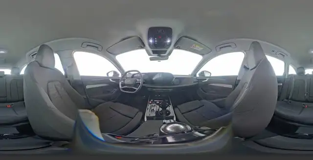 Audi A6 view 4