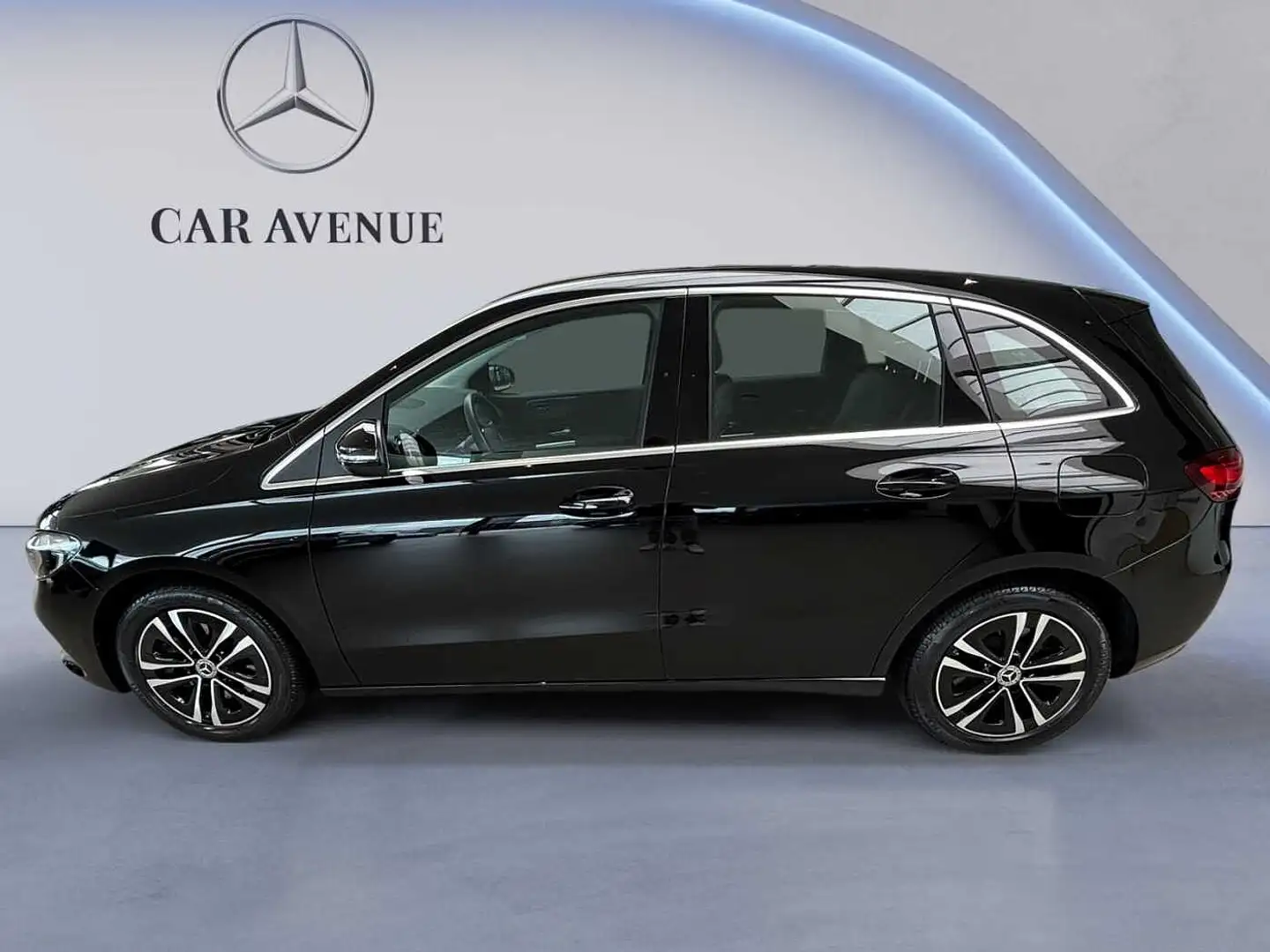 Mercedes-Benz B 250 e Progressive Zwart - 2