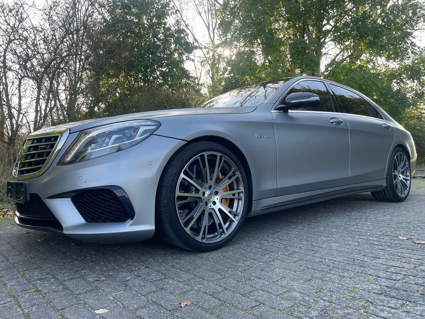 Mercedes-Benz S 63 AMG S-Klasse L 4Matic Speedshift MCT Grau - 1