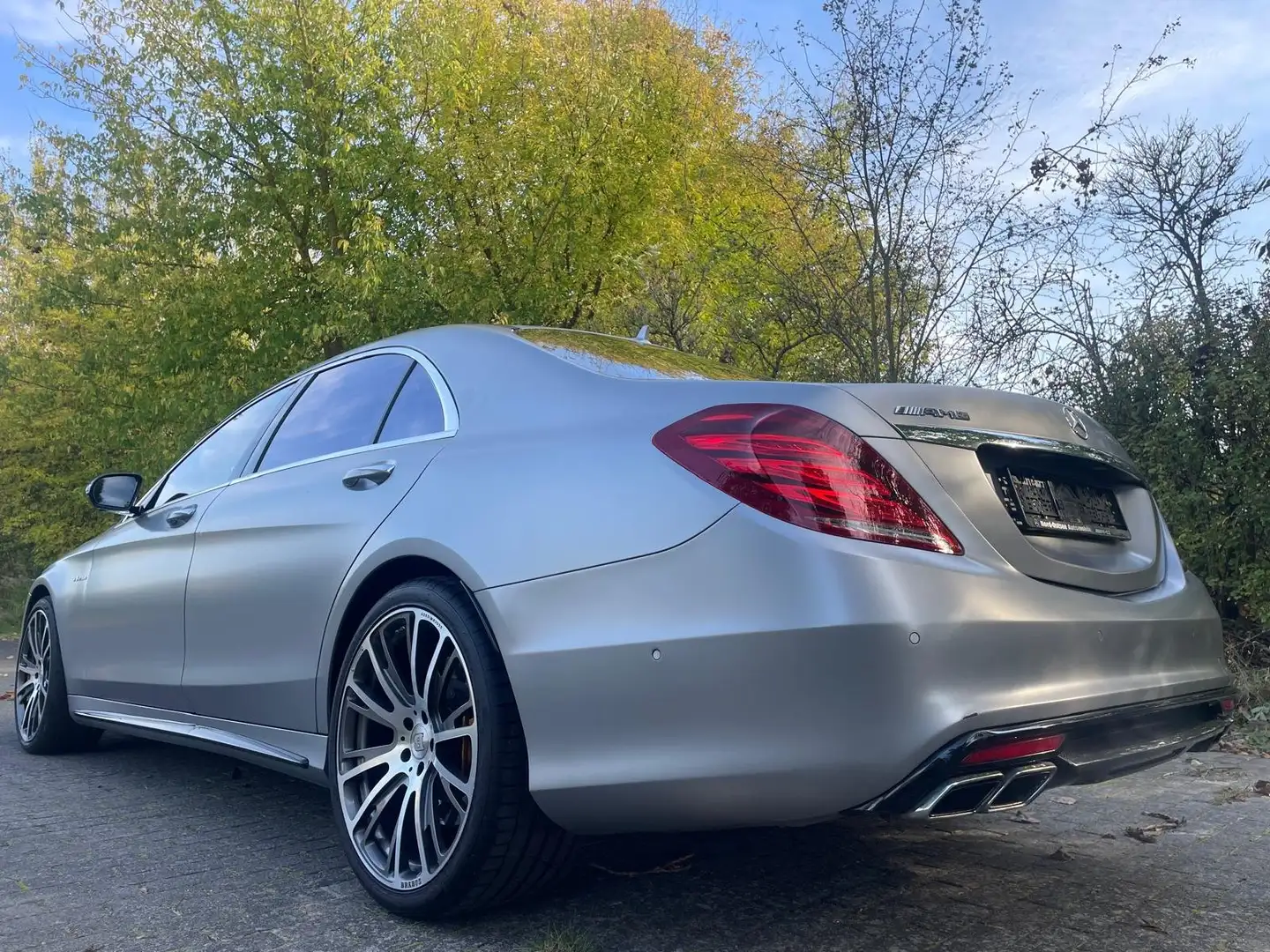 Mercedes-Benz S 63 AMG S-Klasse L 4Matic Speedshift MCT Grau - 2